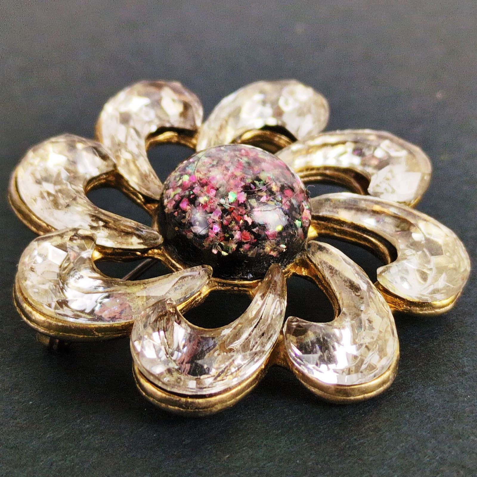 Vintage Rhinestone Swirl Flower Lucite Center Glitter Brooch Pin Size ONE SIZE - 3 Thumbnail
