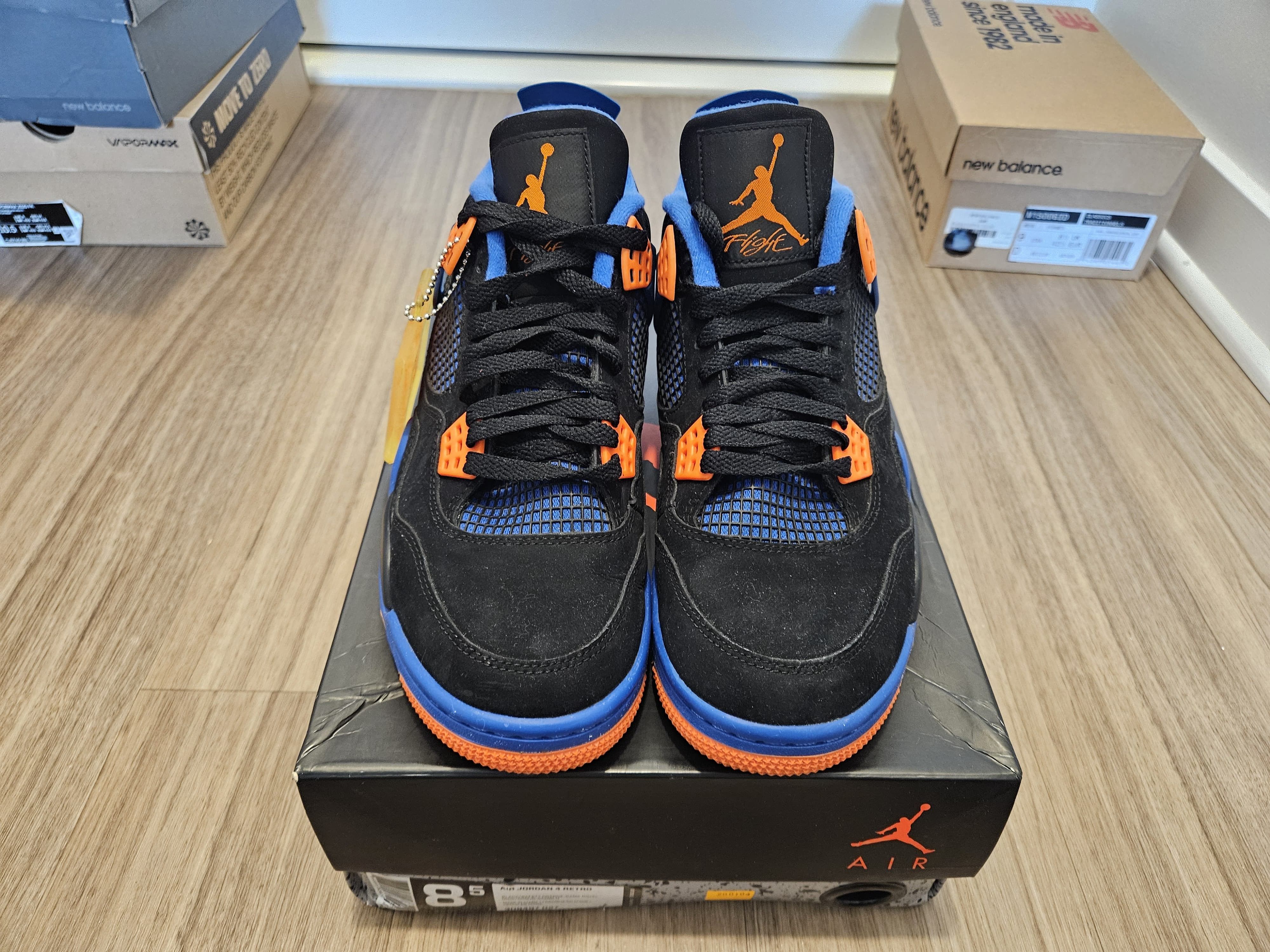 Jordan Brand Rare Jordan 4 Retro Cavs Men's Size US 8.5 / EU 41-42 - 7 Thumbnail
