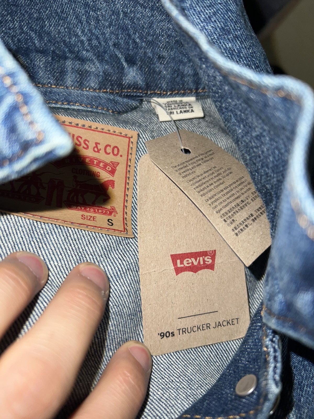 Levi's Levi’s Medium Wash 90s Trucker Denim Jean Jacket Brand New Size US S / EU 44-46 / 1 - 3 Thumbnail