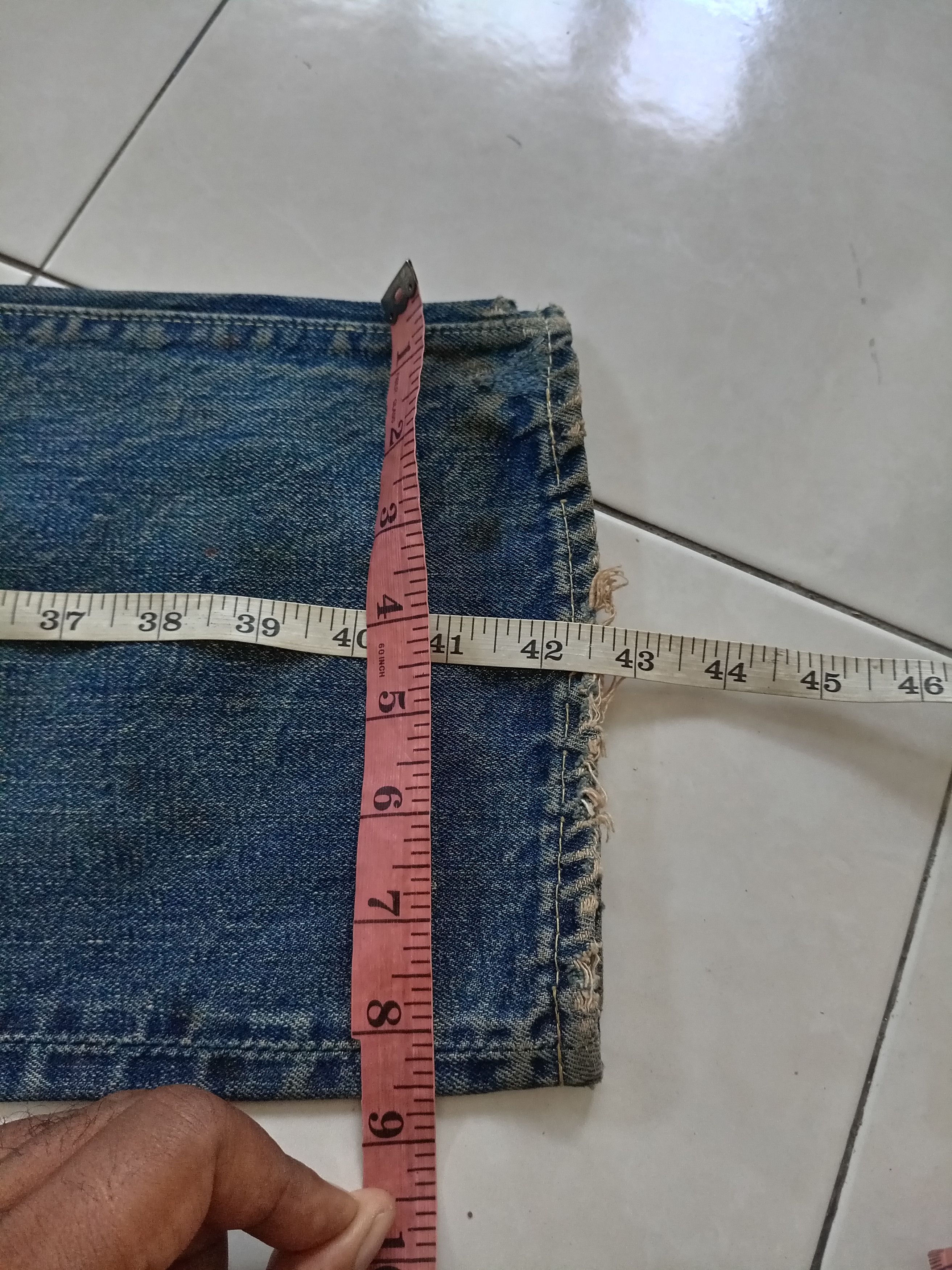 Levi's Vintage Levi's 501xx big E distressed jeans Size US 31 - 16 Thumbnail