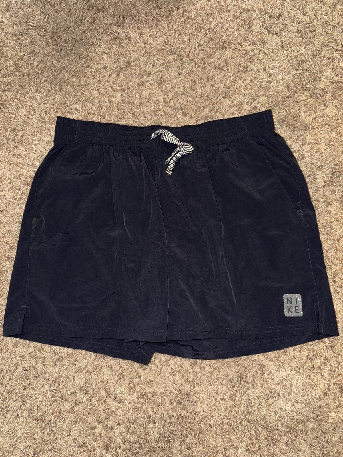 Nike Nike Men’s Solid Icon 5" Volley Swim Black Shorts Size US 36 / EU 52 - 1 Thumbnail
