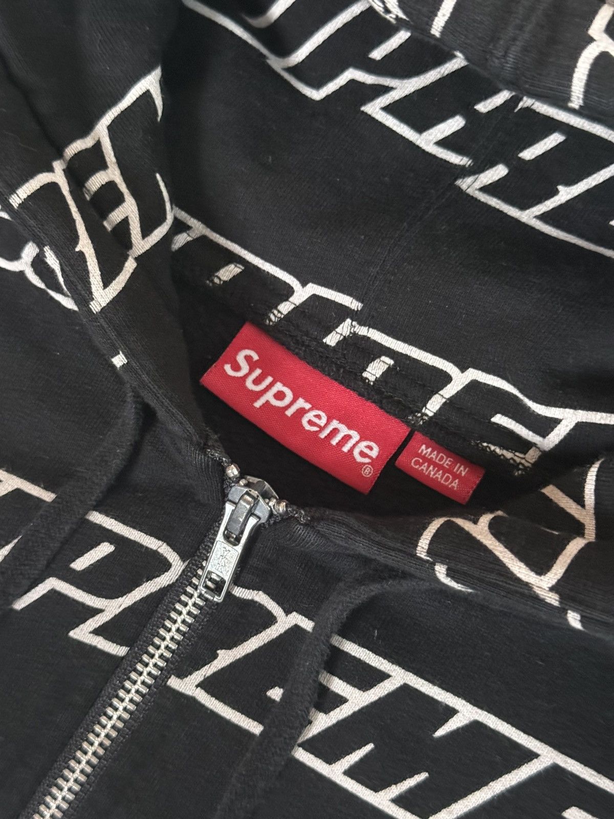 Supreme Supreme SS18 Repeat All Over Logo Print Full Zip Up Hoodie Size US M / EU 48-50 / 2 - 4 Thumbnail