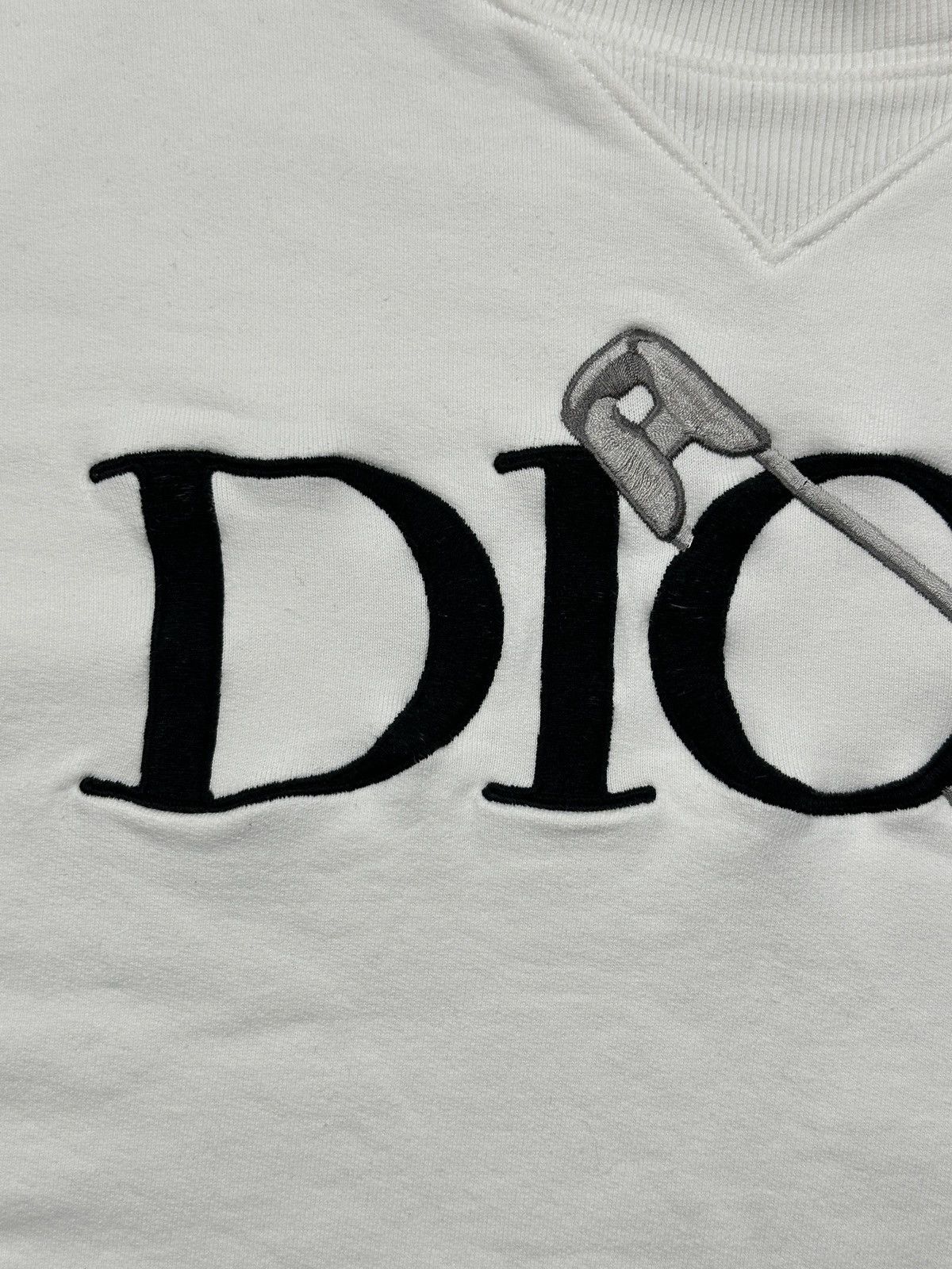 Dior Dior Safety Pin Embroidered Logo Sweatshirt White Lux Fleece Size US L / EU 52-54 / 3 - 12 Thumbnail