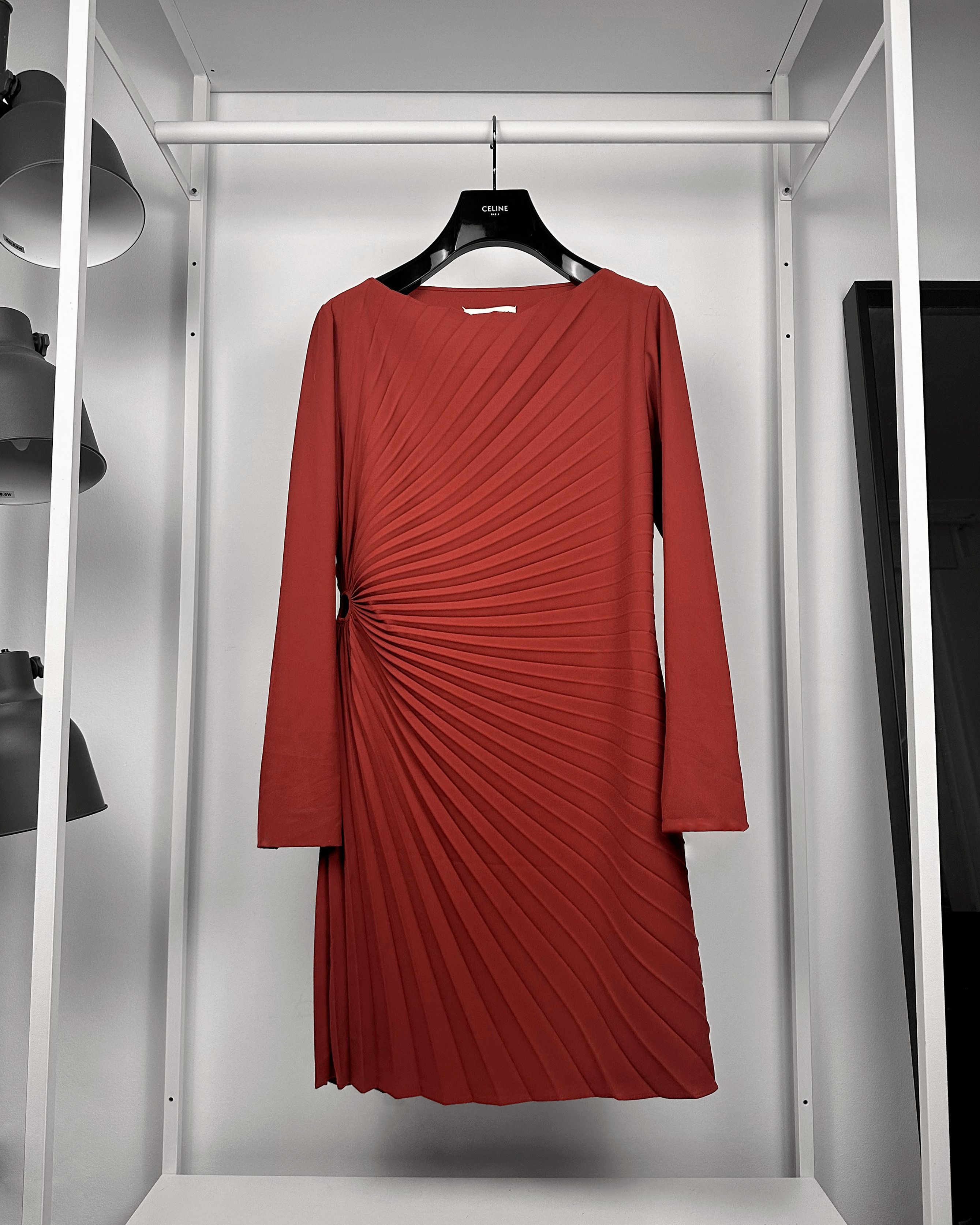 Maison Margiela Maison Martin Margiela Plisse Dress Size M / US 6-8 / IT 42-44 - 1 Thumbnail