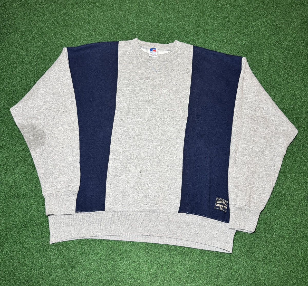 Russell Athletic × Vintage Vintage 90s Russell Athletic Retro Stripped XL Sweatshirt Size US XL / EU 56 / 4 - 1 Thumbnail
