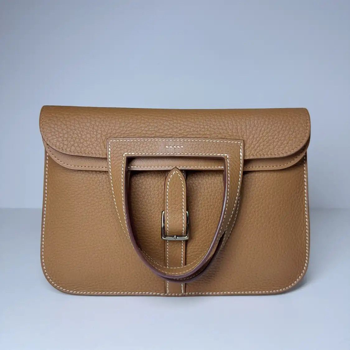 Hermes Hermes Halzan 25 Gold Brown Clemence cowhide leather shoulder bag silver hardwar Size ONE SIZE - 1 Thumbnail