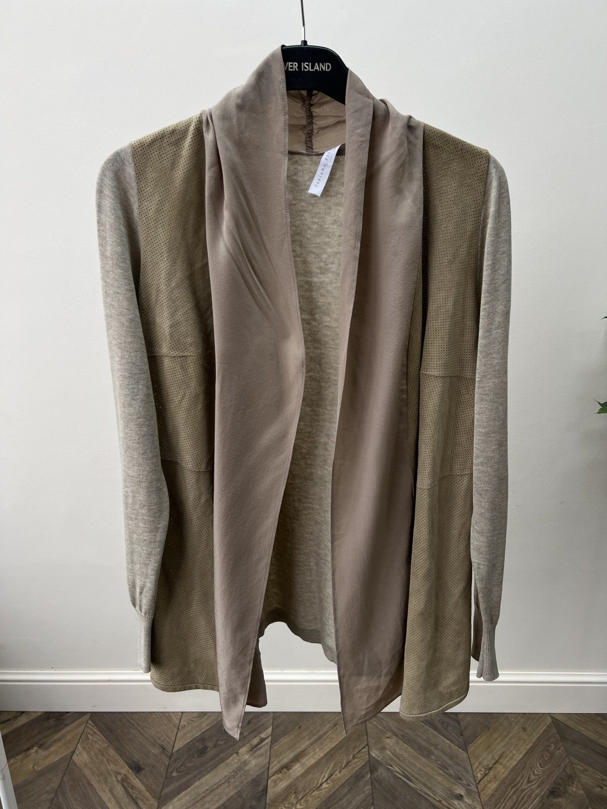 Fabiana Filippi Vintage Fabiana Filippi Beige women’s Cardigan Open Front Size M / US 6-8 / IT 42-44 - 2 Thumbnail
