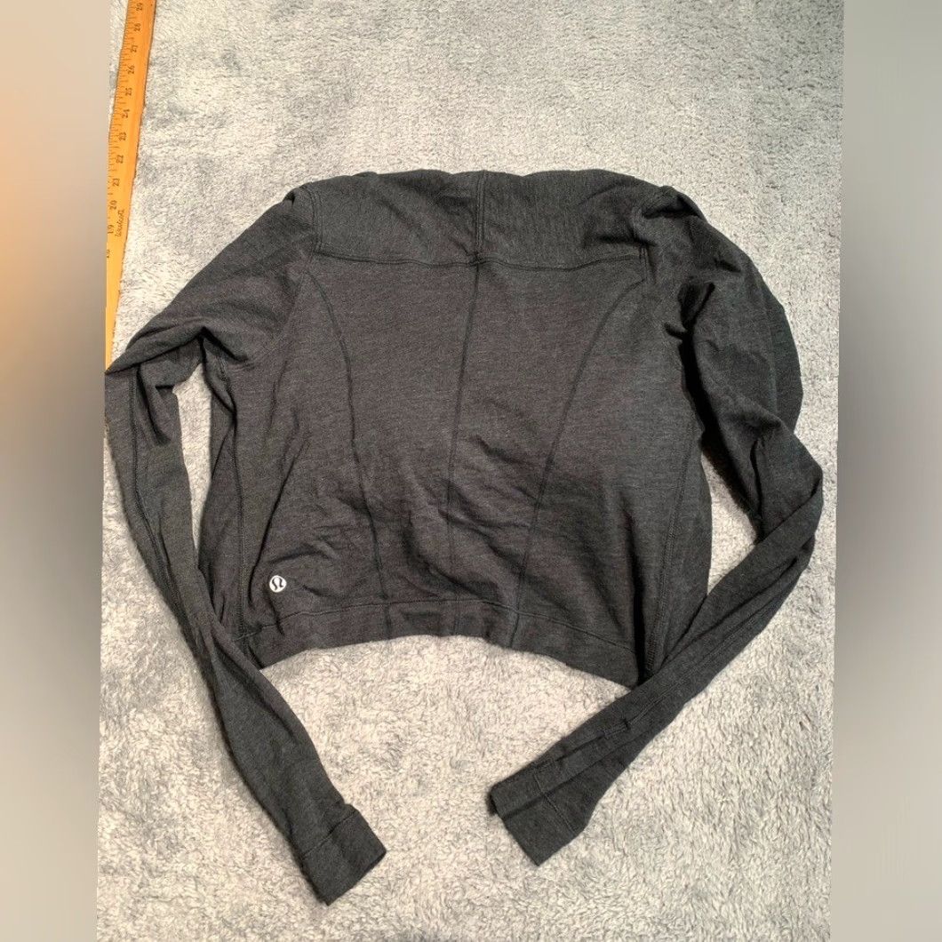 Lululemon lululemon athletica Sweatshirt Hoodie Dark Gray Women 8 Regular Pullover Gray Long Sleeve Cropped Hooded Size M / US 6-8 / IT 42-44 - 7 Thumbnail