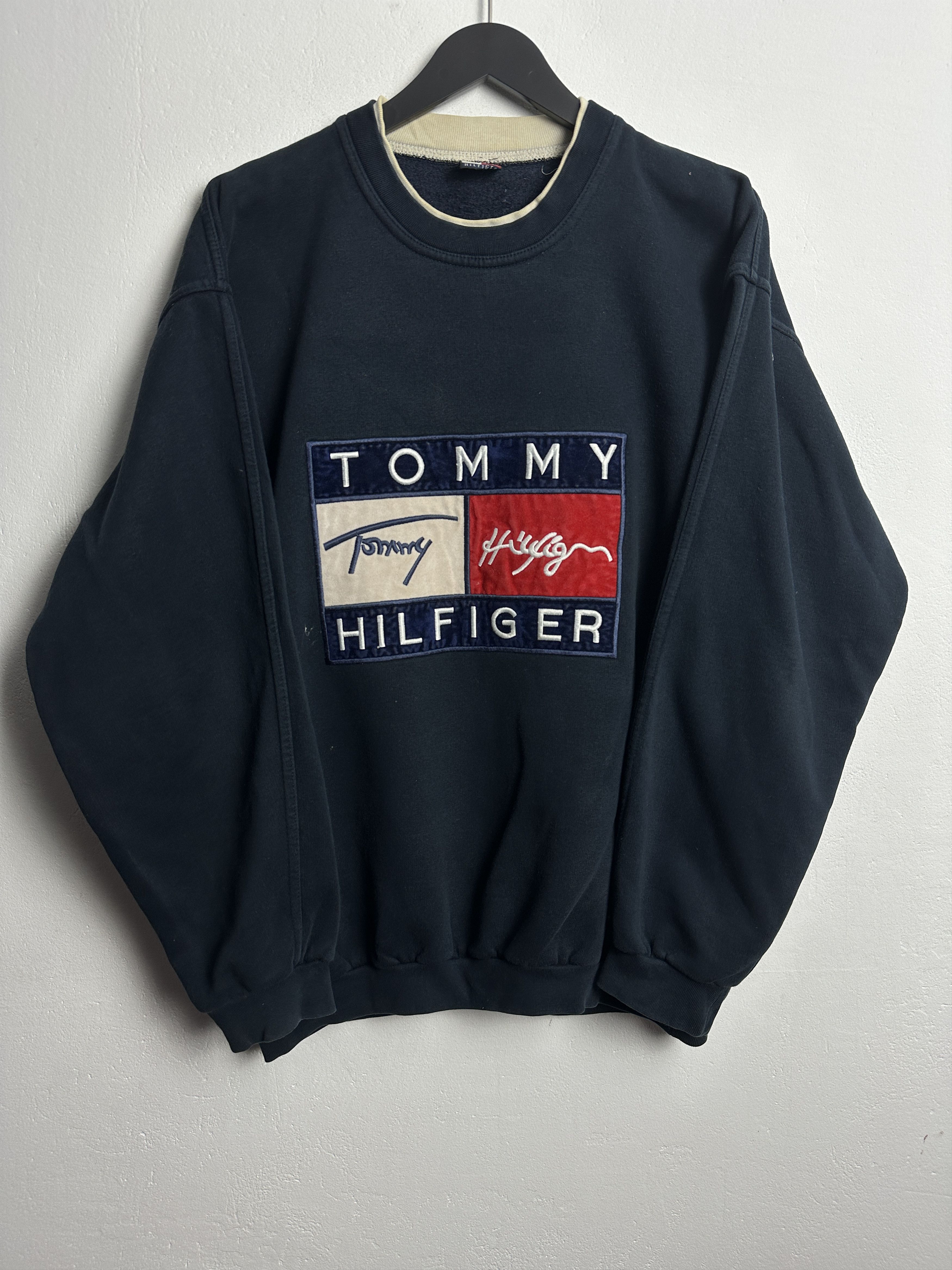 Vintage crewneck tommy hilfiger bootleg nacy vintage boxy fit | Grailed