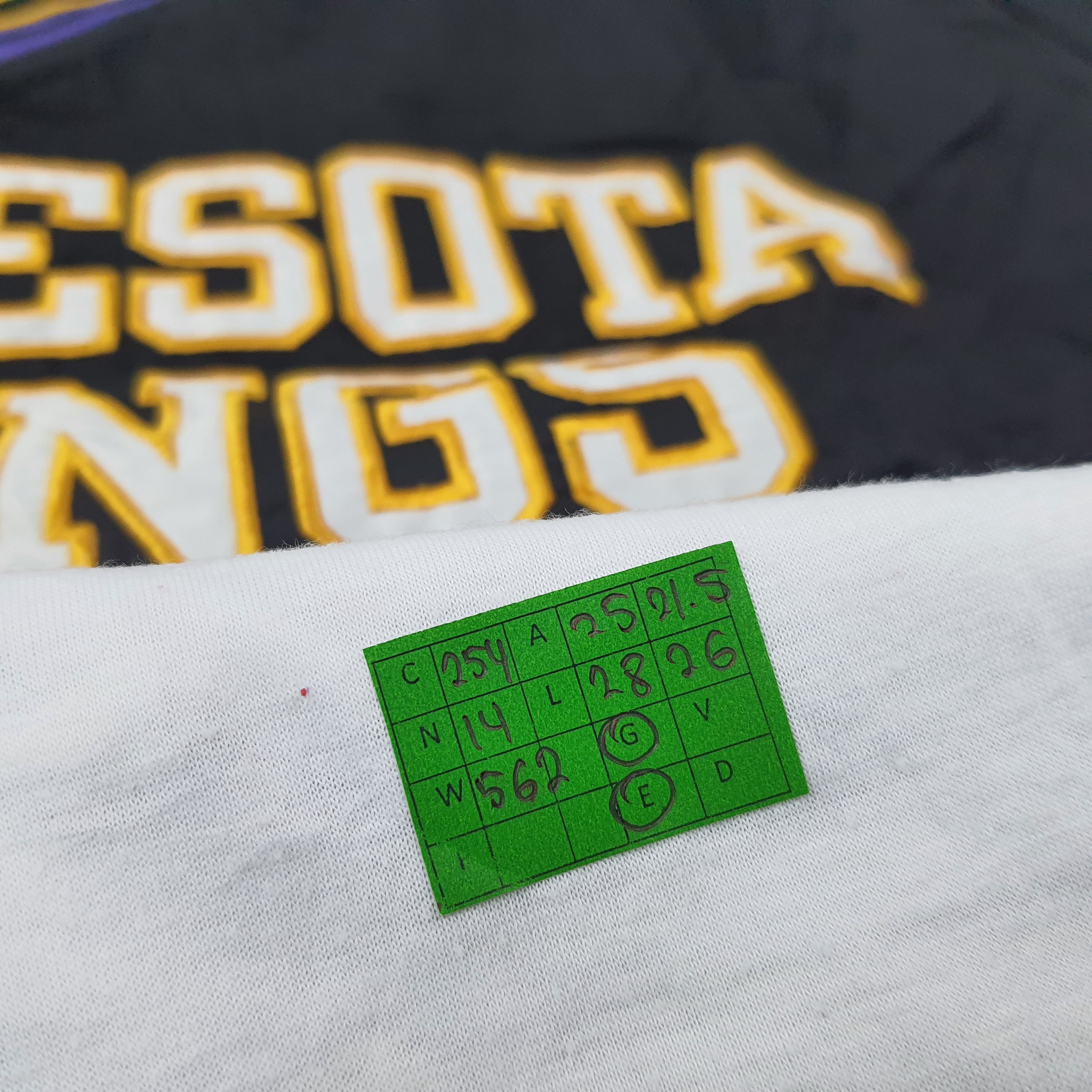 NFL Vintage NFL by Champion Minnesota Vikings Sweatshirt C254N14 Size US XL / EU 56 / 4 - 8 Thumbnail
