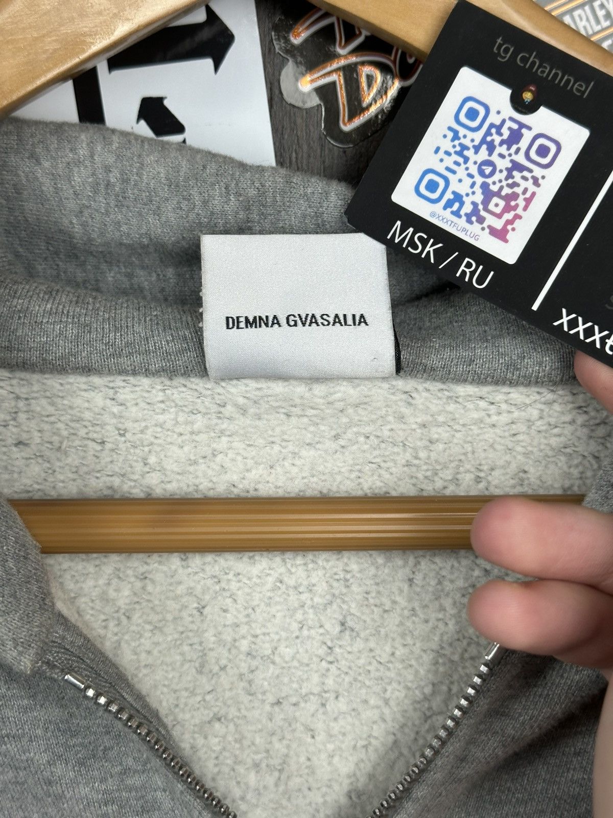 Vetements Vetements SS19 Bullet Elbow Cut-Out Zip Hoodie Size US XS / EU 42 / 0 - 8 Thumbnail