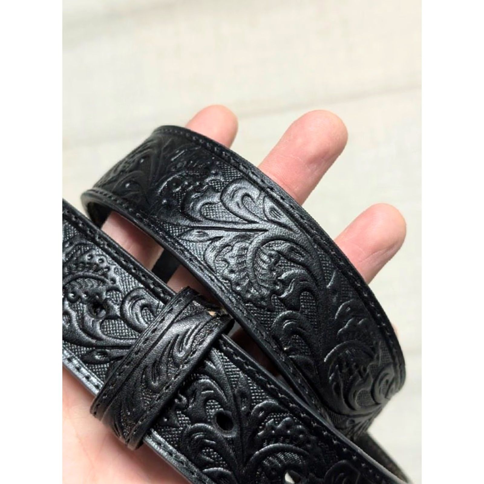 Ariat VINTAGE Ariat belt Western belt Tooled black cowhide leather 34 Size 34 - 2 Thumbnail