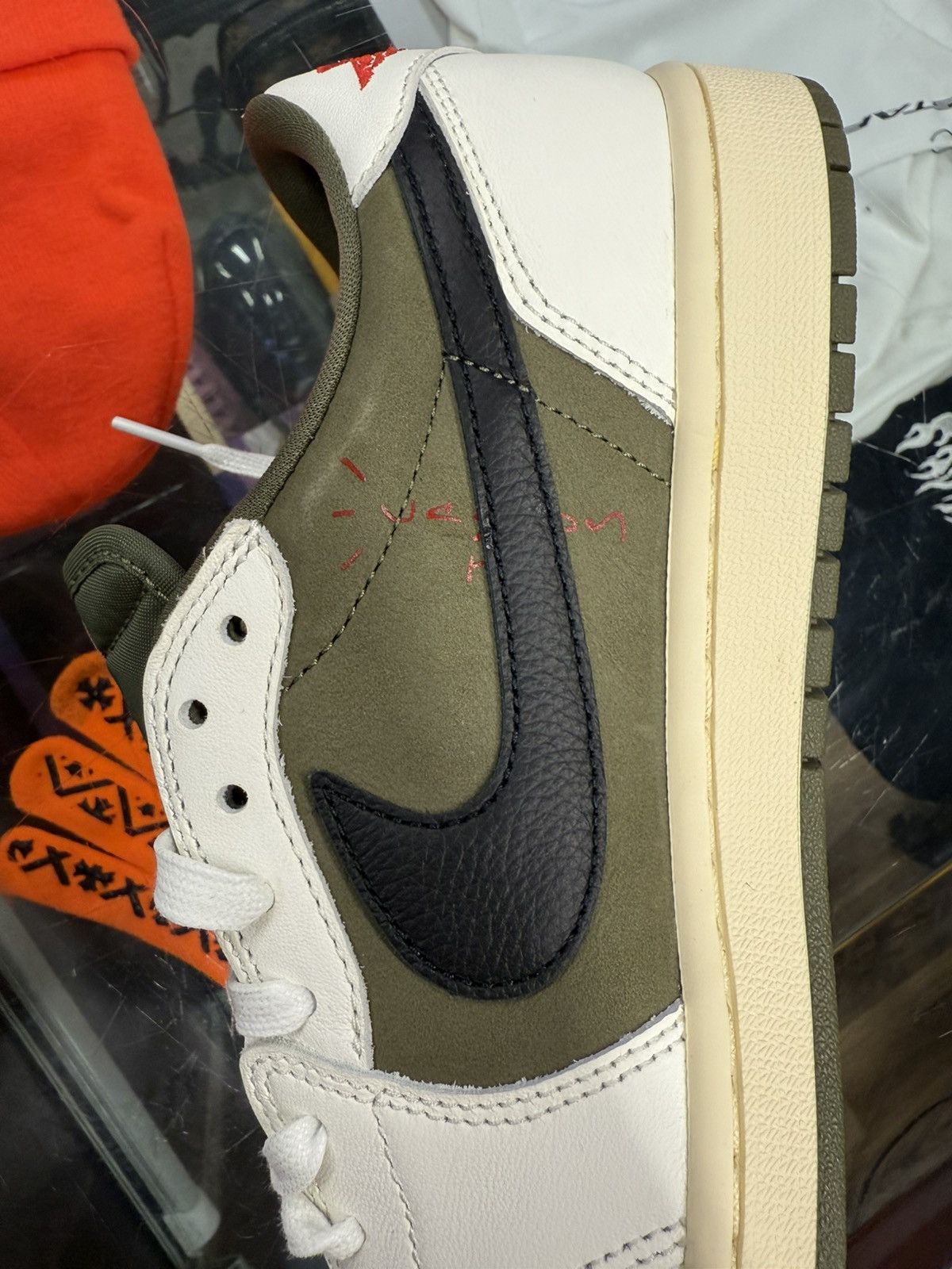 Nike Travis Scott x Air Jordan Low OG SP ‘Medium Olive’ Size US 10 / EU 43 - 5 Thumbnail