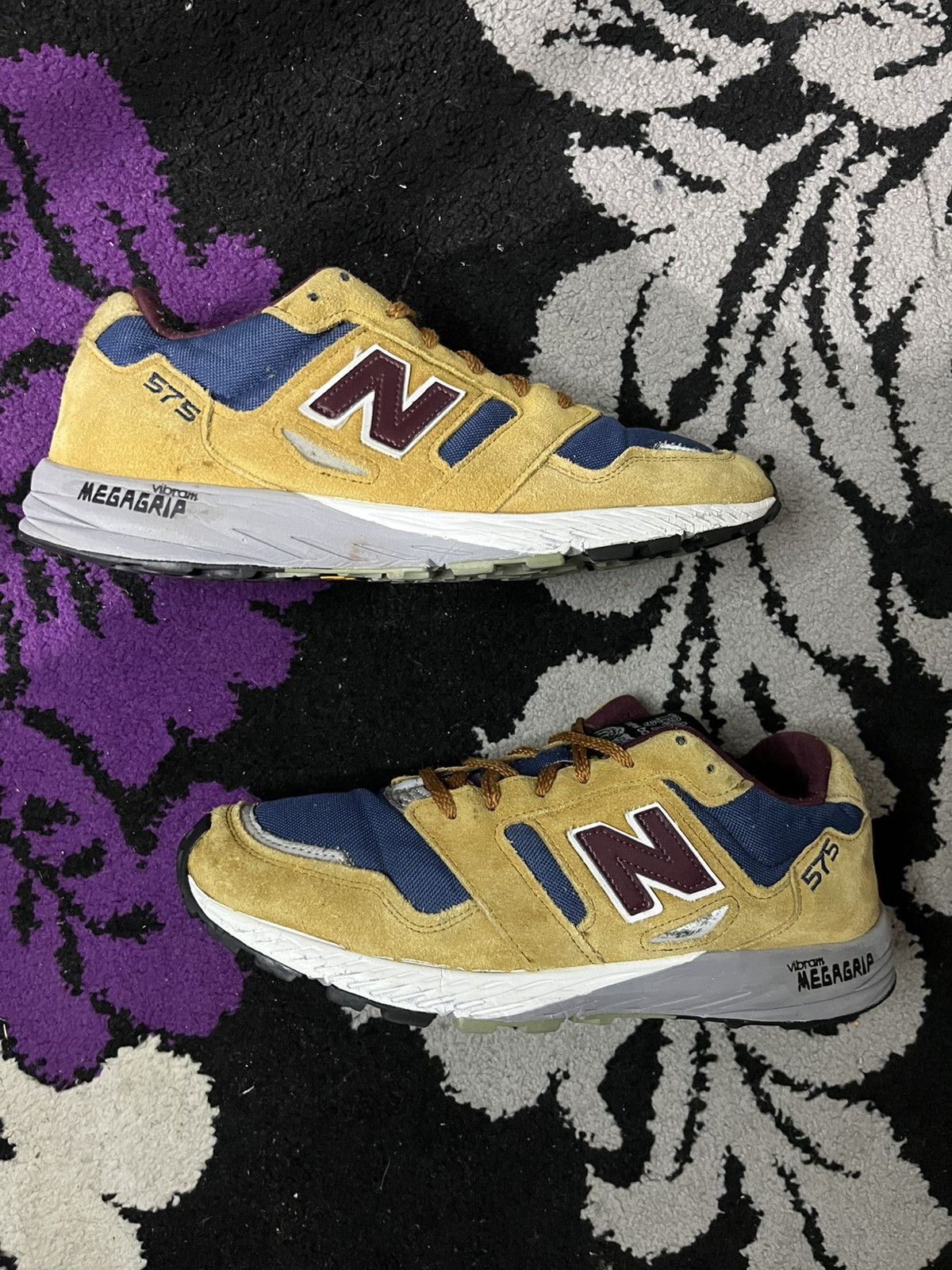 New Balance New Balance 575 Trail MiEngland Tan Blue Size US 9.5 / EU 42-43 - 1 Thumbnail