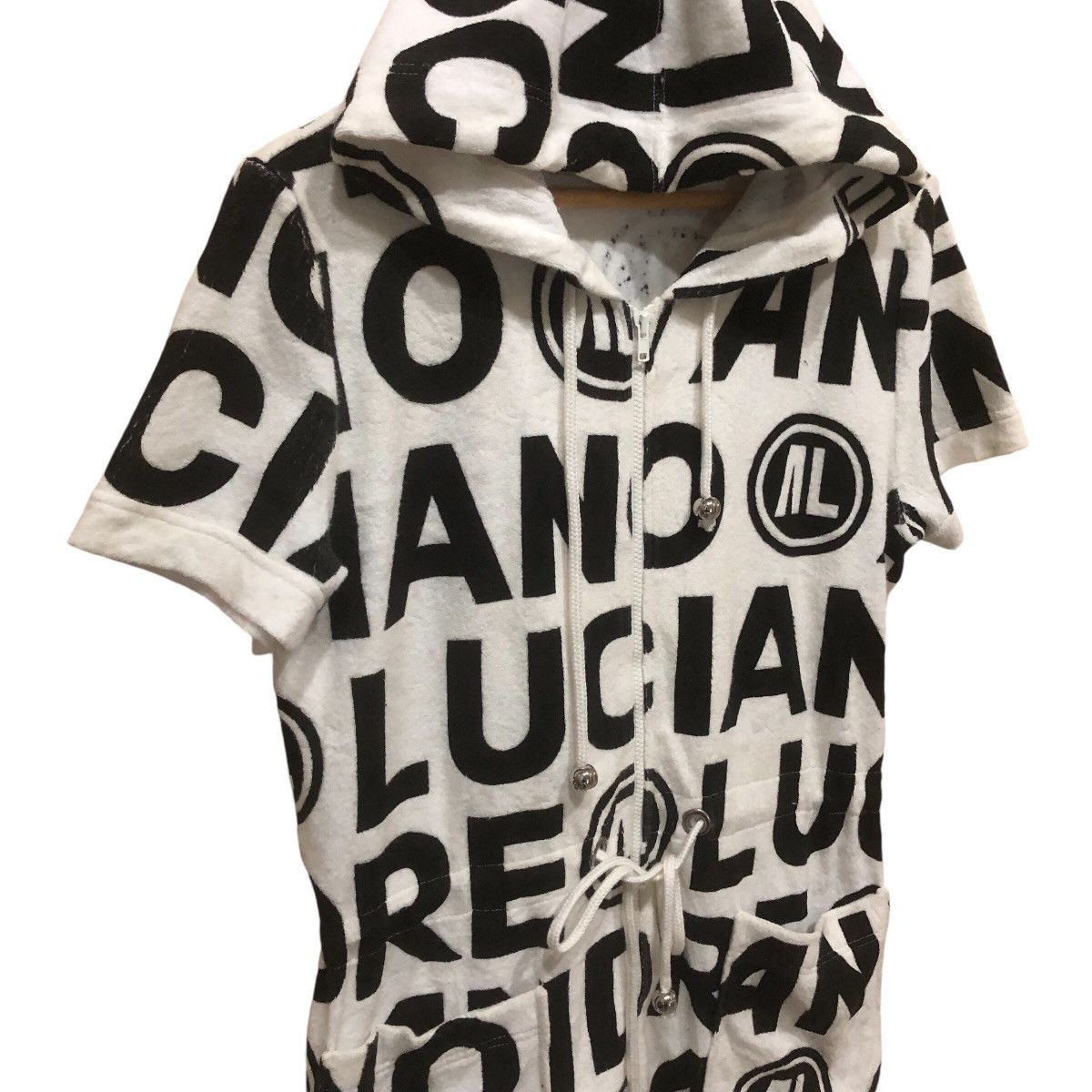 Andreluciano Andreluciano Zipper Hodie Size M / US 6-8 / IT 42-44 - 2 Thumbnail