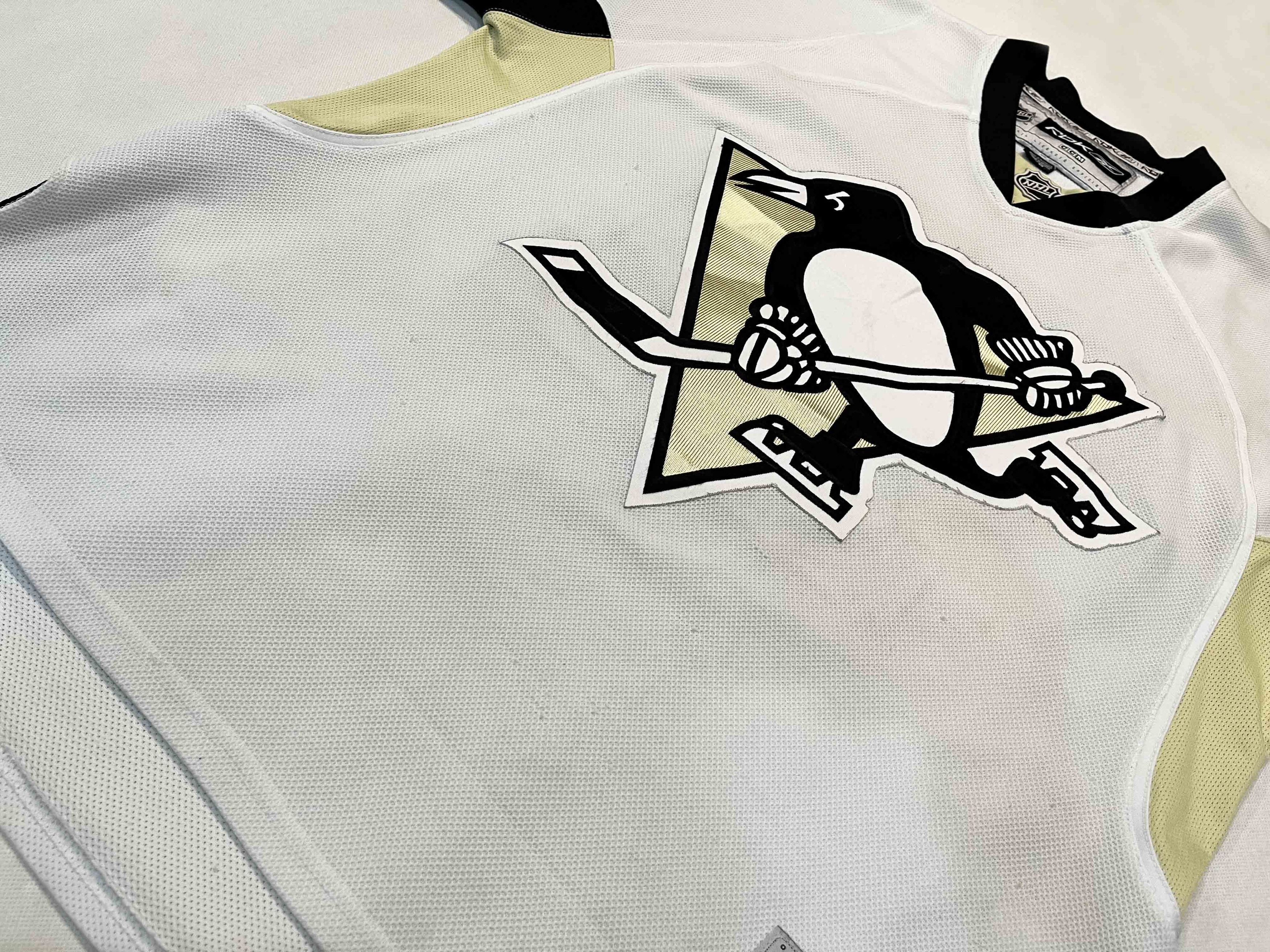 Reebok Reebok Pittsburgh Penguins MALKIN #71 NHL Hockey Jersey Size US XL / EU 56 / 4 - 10 Thumbnail
