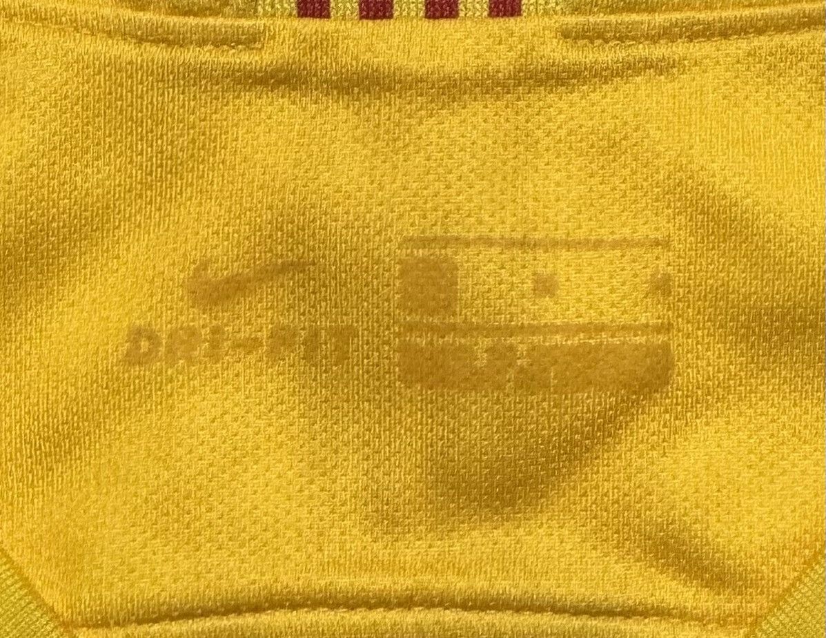 Nike Barcelona 2019 2020 Away Football Shirt Soccer Jersey Nike Size US M / EU 48-50 / 2 - 14 Thumbnail