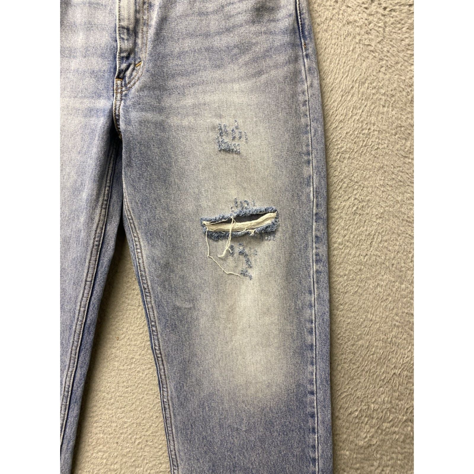Levi's VINTAGE Levi's 550 Jeans Mens 36 x 36 Blue Denim Distressed 5-Pocket Levi's 550 Men Jeans White label? Size US 36 / EU 52 - 2 Thumbnail