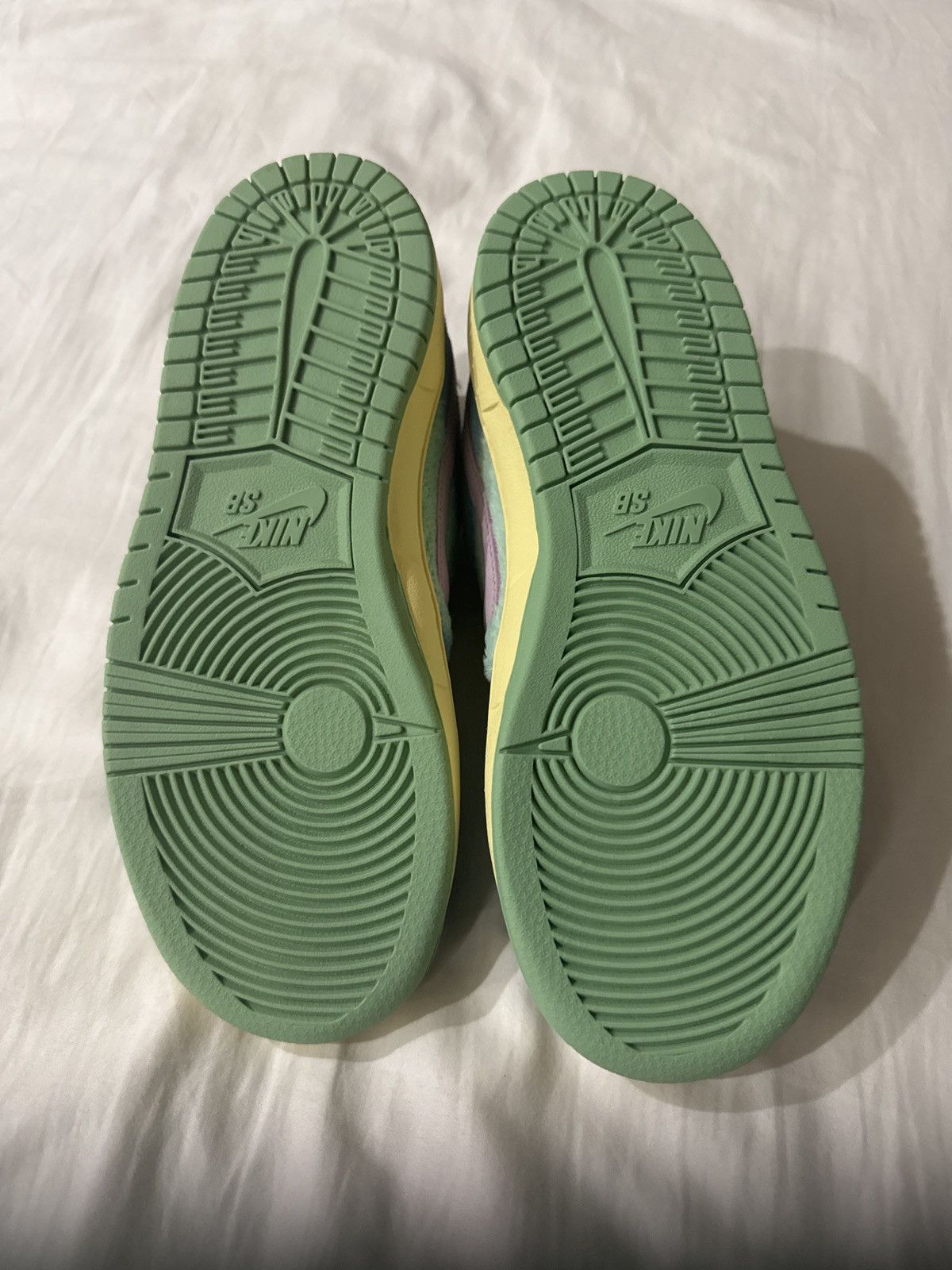 Girls Don't Cry × Nike Nike SB Dunk Low Pro QS Verdy Visty Size US 5 / EU 37 - 5 Thumbnail