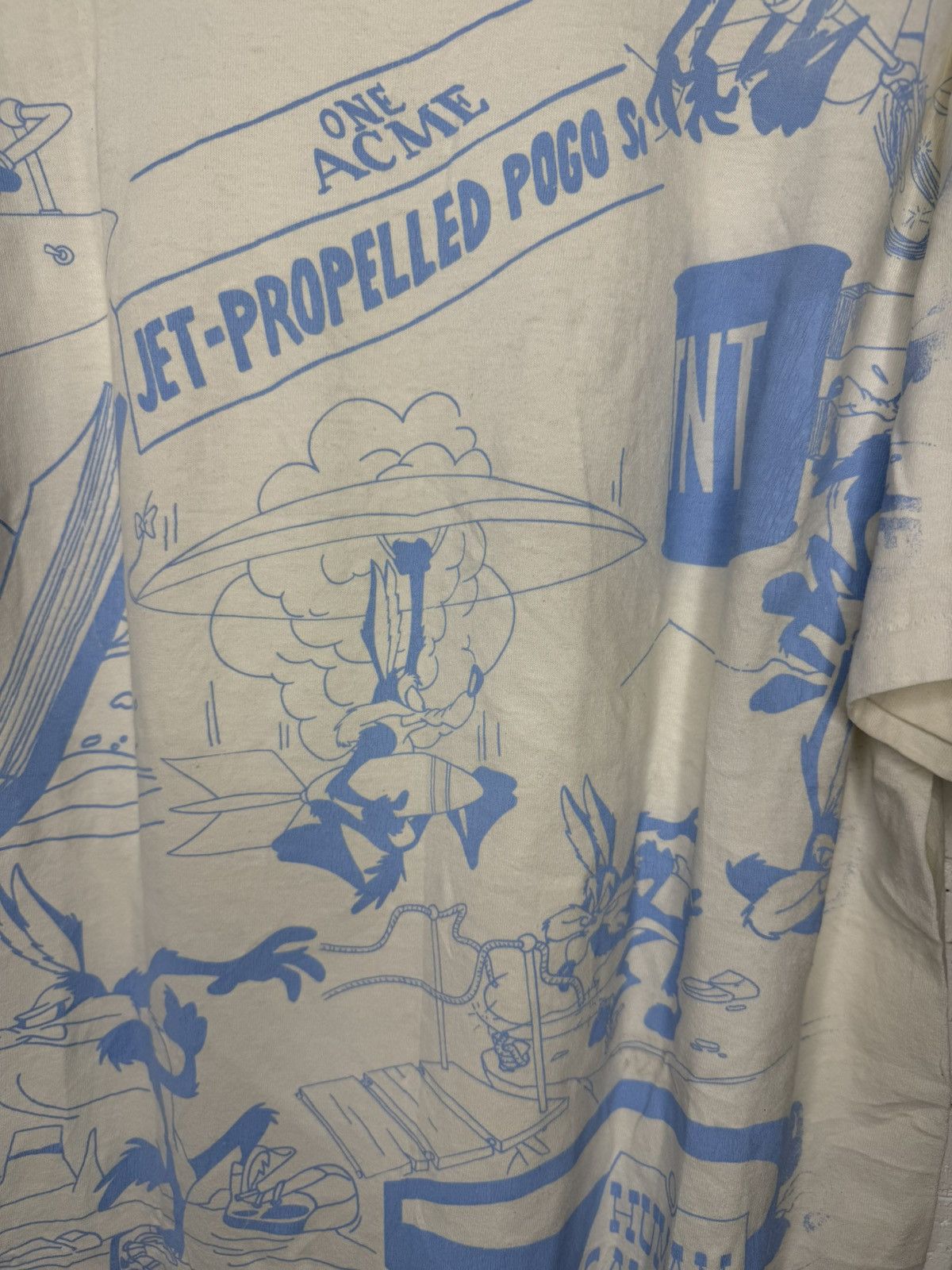 Cartoon Network Vintage Looney tunes wile e coyote human tshirt Size US XL / EU 56 / 4 - 2 Thumbnail