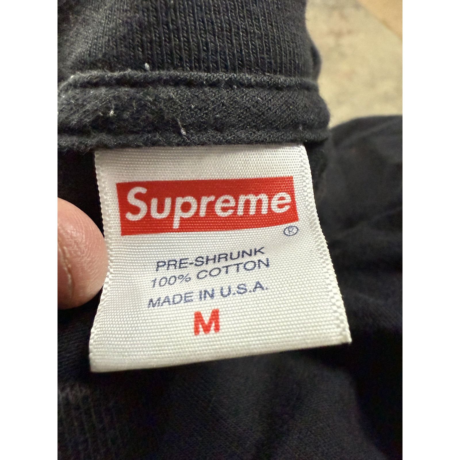 Supreme Supreme Tee Black KAWS Bogo Used Medium Size US M / EU 48-50 / 2 - 2 Thumbnail