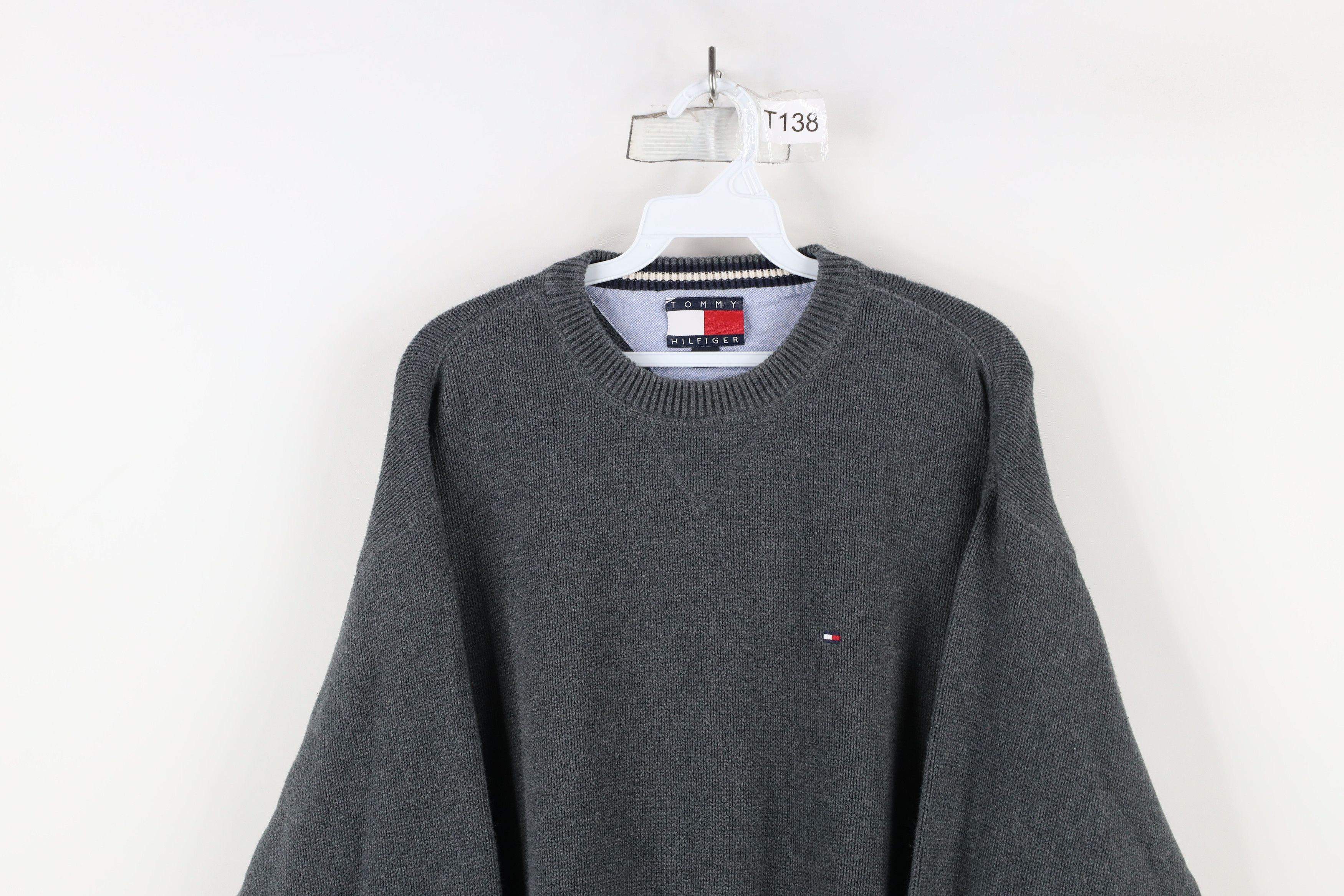 Tommy Hilfiger × Vintage Vintage 90s Tommy Hilfiger Heavyweight Knit Sweater Gray Size US XXL / EU 58 / 5 - 2 Thumbnail