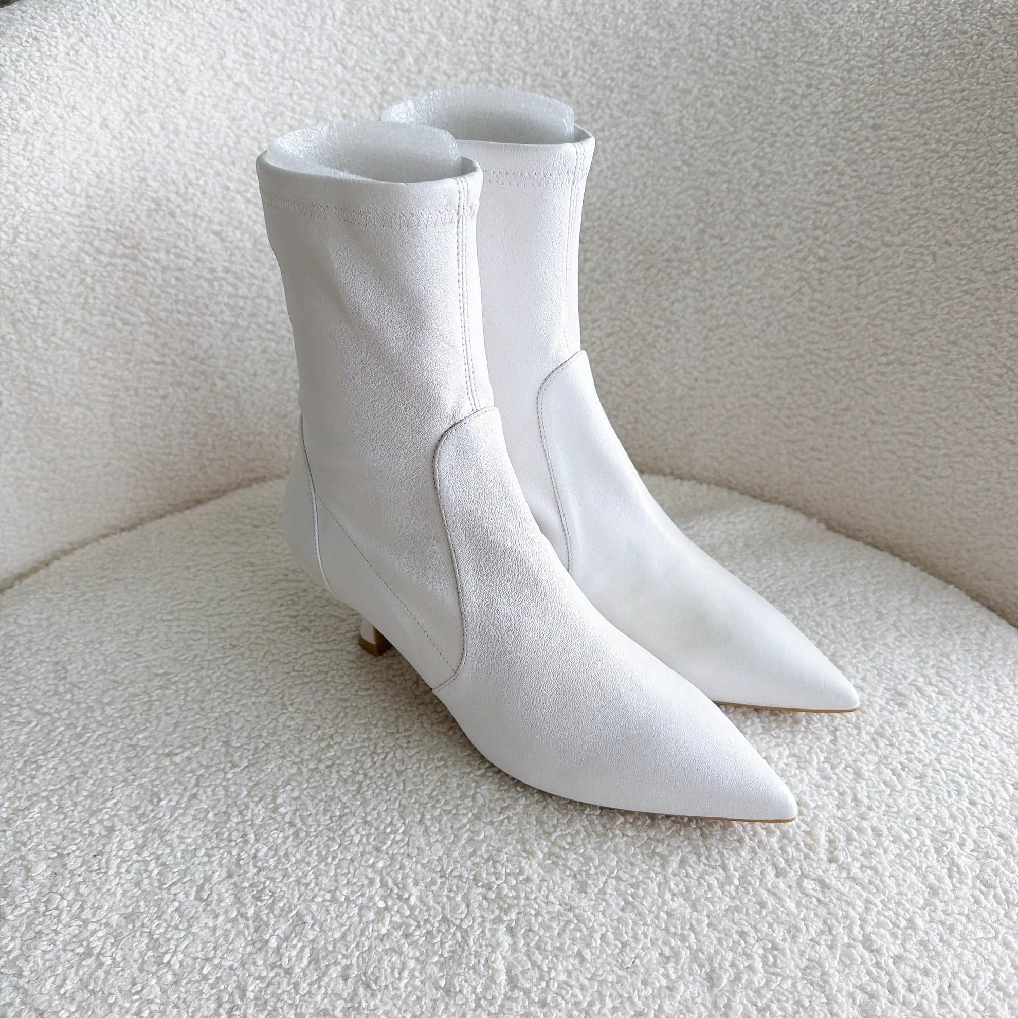 Stuart Weitzman SW White Low Heel Ankle Boot 38 New 5060 Size US 7.5 / IT 37.5 - 7 Thumbnail