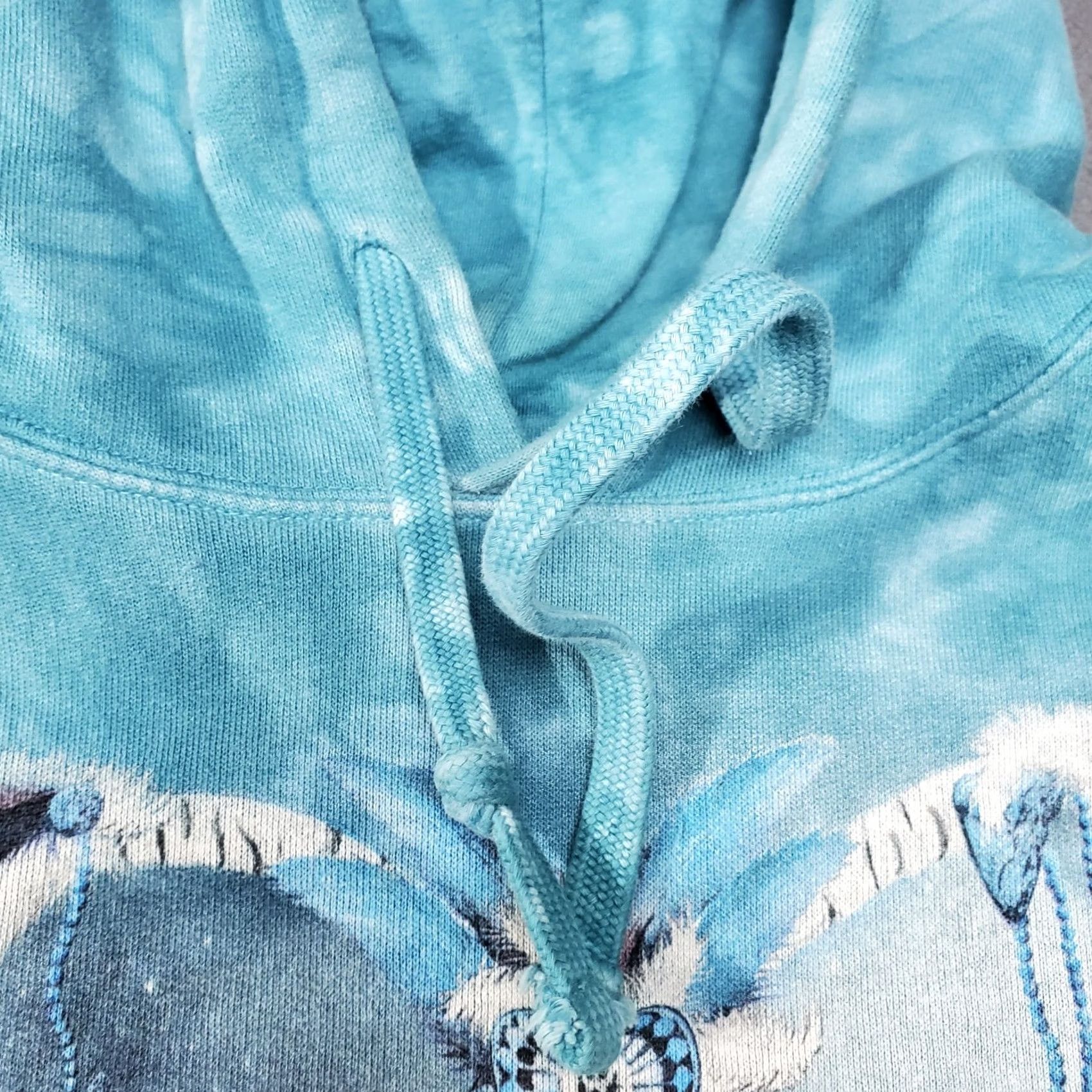 The Mountain The Mountain Hoodie Adult Small Blue Tie Dye Wolf Heart Dream Catcher Feather Shirt (Hooded, Pockets) Size US S / EU 44-46 / 1 - 7 Thumbnail