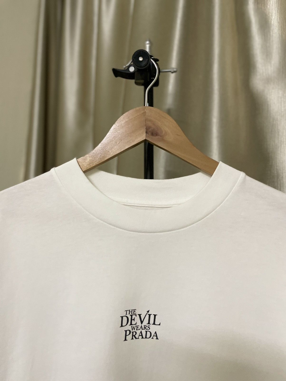 Japanese Brand THE DEVIL WEARS PRADA TEE Size US XL / EU 56 / 4 - 5 Thumbnail