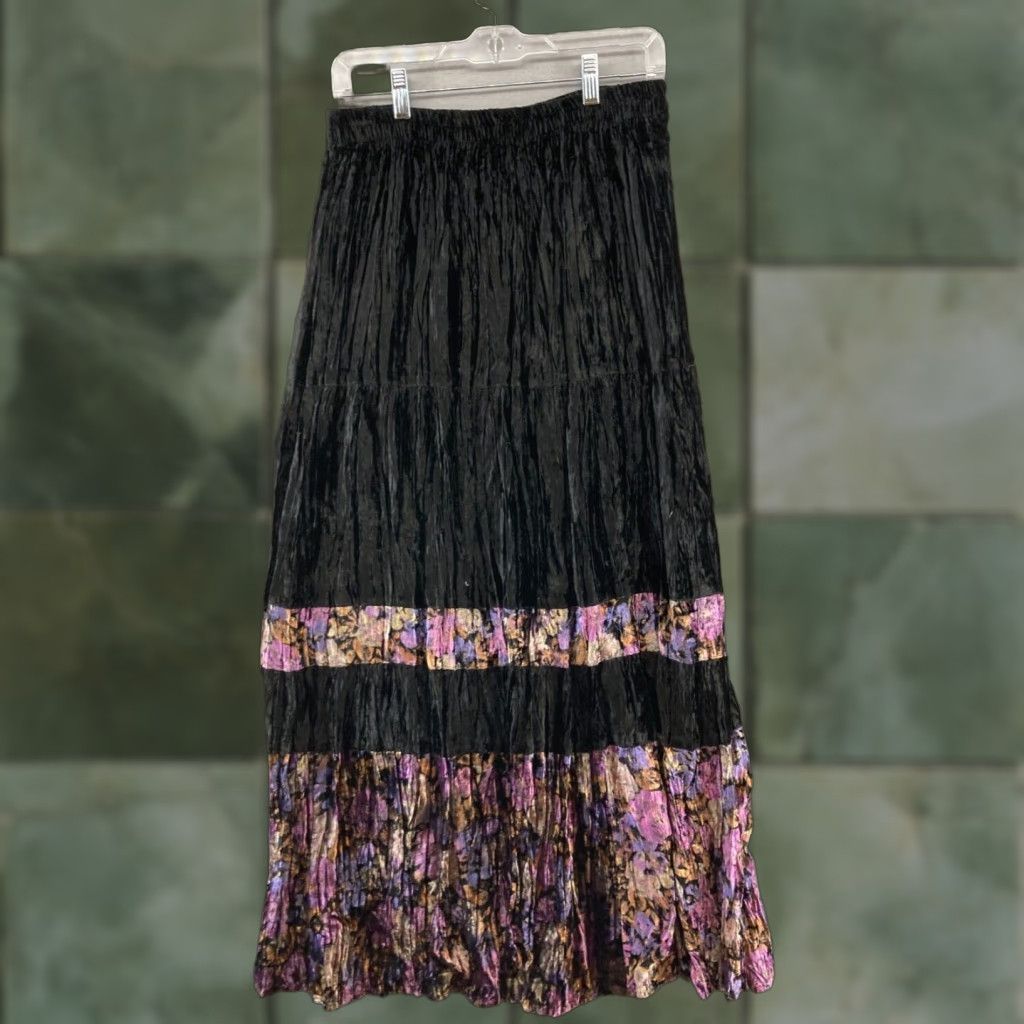 Velvet Vintage Hairston Roberson Women's Maxi Skirt Small Velvet Black 80s 90s Western Casual Size 28" / US 6 / IT 42 - 1 Thumbnail