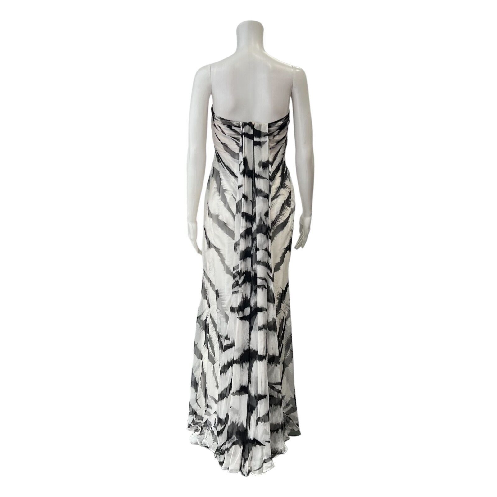 Alexander McQueen $6200 Black White Strapless Pleated Silk Long Dress Size S / US 4 / IT 40 - 4 Thumbnail