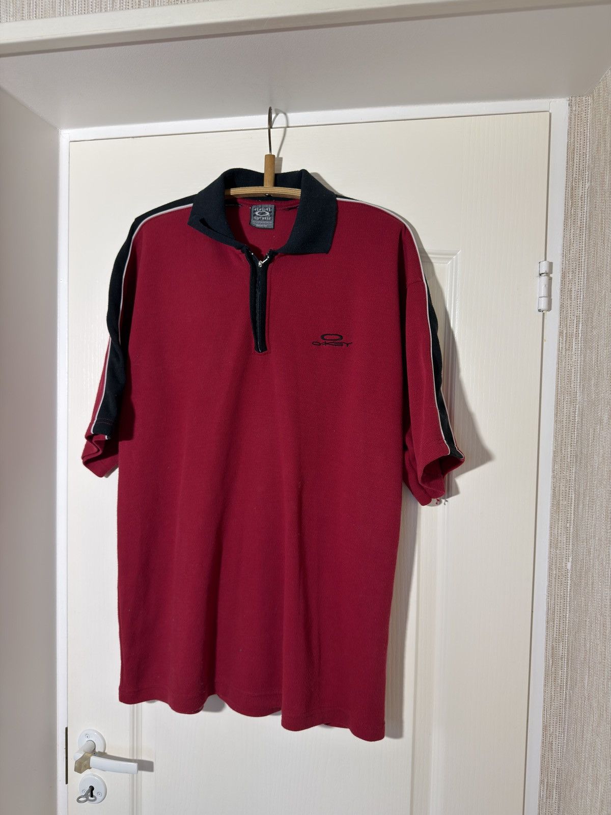 Oakley Vintage Oakley Software 1/4 Zip Ribbed Polo Shirt Red/Black Size US L / EU 52-54 / 3 - 2 Thumbnail