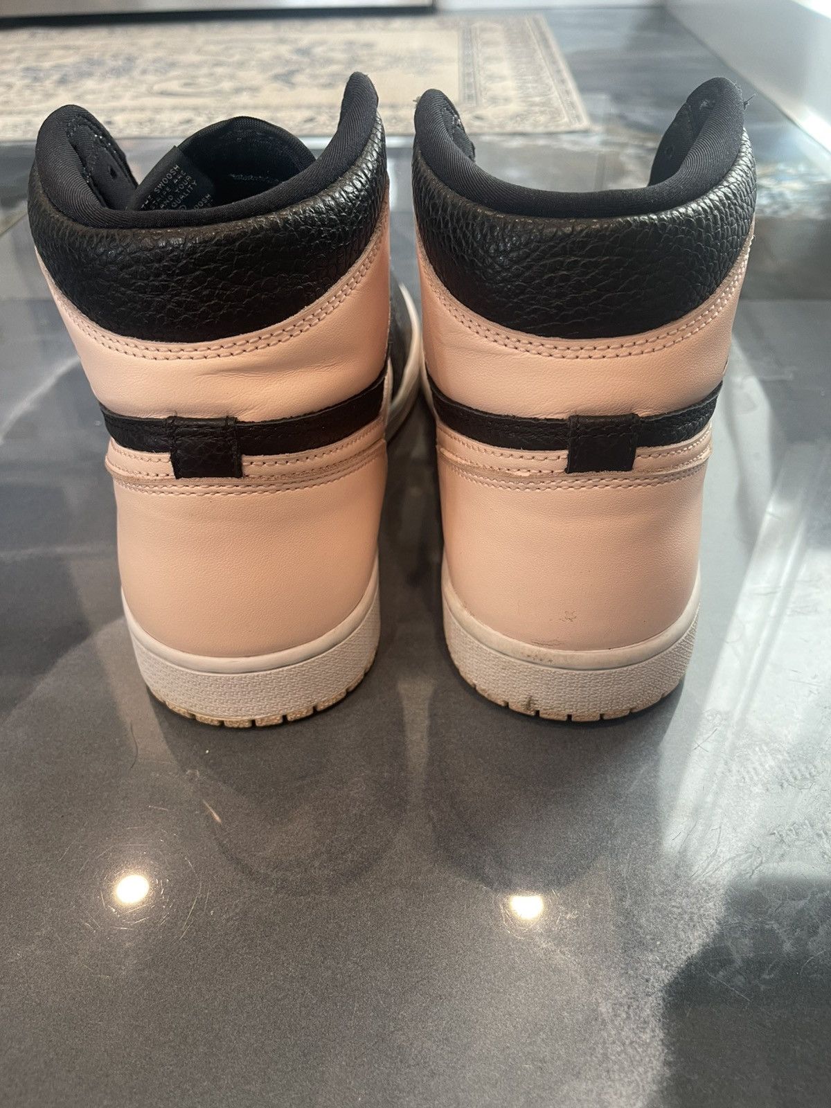 Jordan Brand Jordan 1 Crimson Tint 11 Size US 11 / EU 44 - 3 Thumbnail