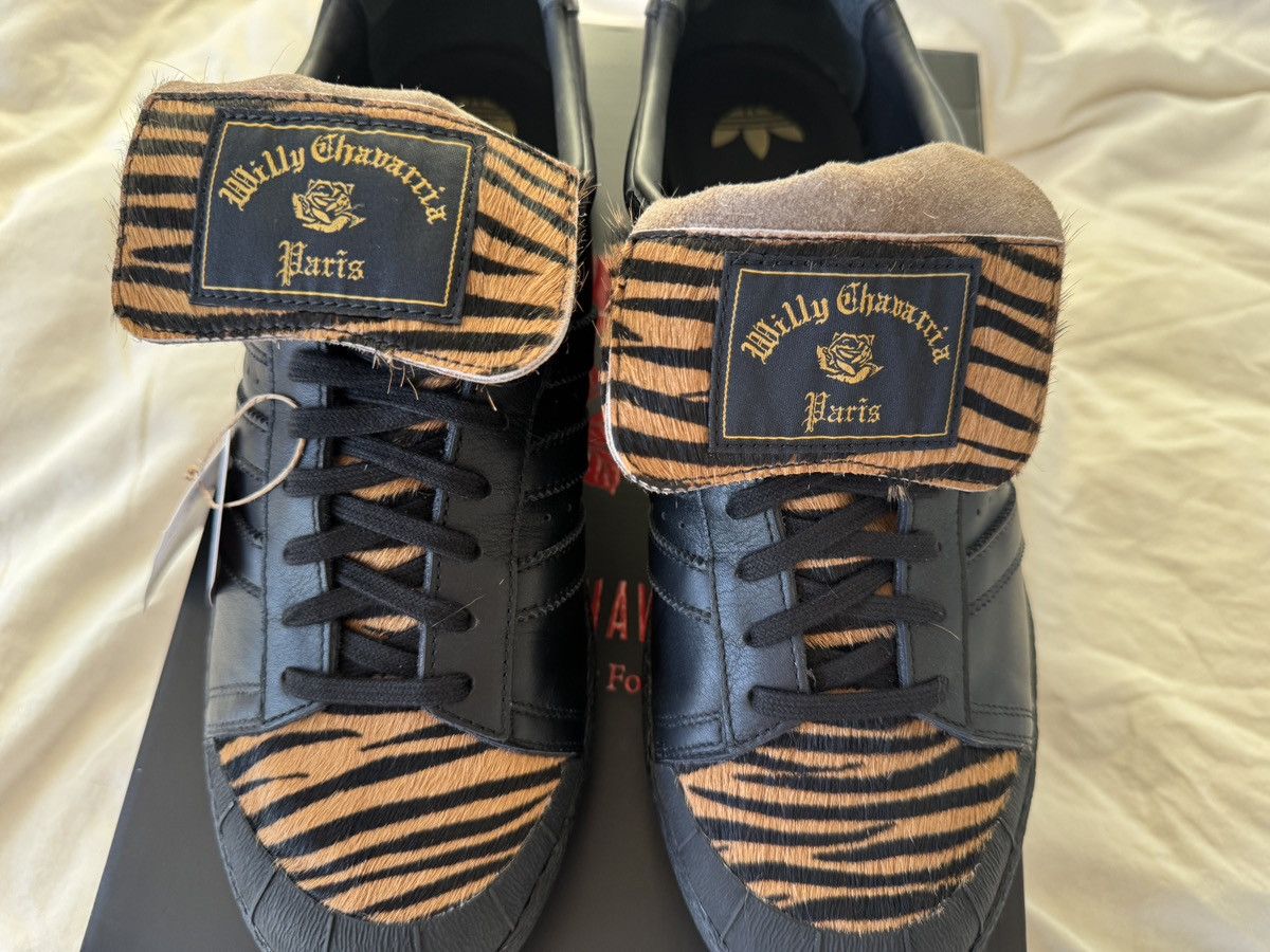 Adidas × Willy Chavarria ADIDAS WILLY CHAVARRIA PARIS JABBAR SNEAKER TIGER PRINT Size US 13 / EU 46 - 2 Thumbnail