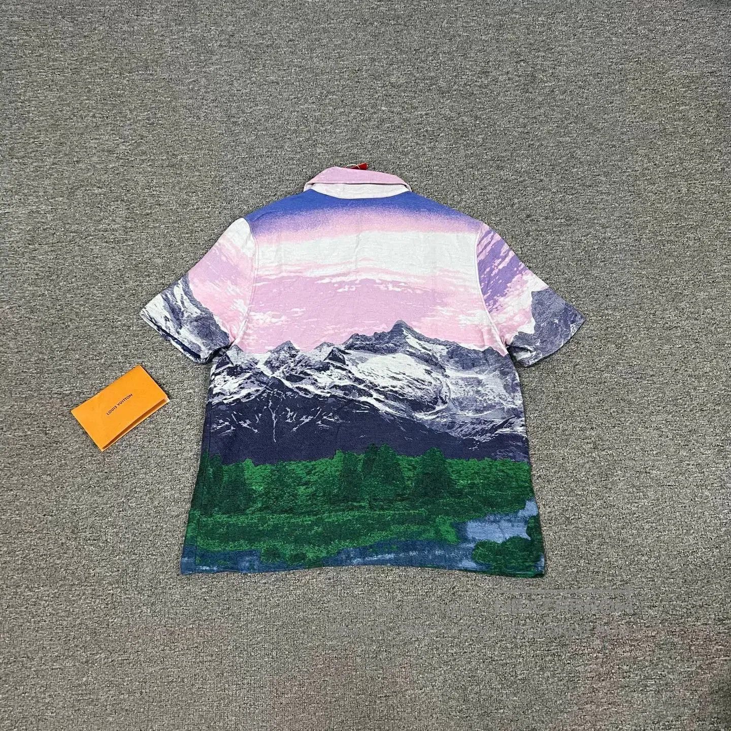 Louis Vuitton Louis Vuitton Snow Mountain Landscape Shirt. Size US S / EU 44-46 / 1 - 2 Thumbnail