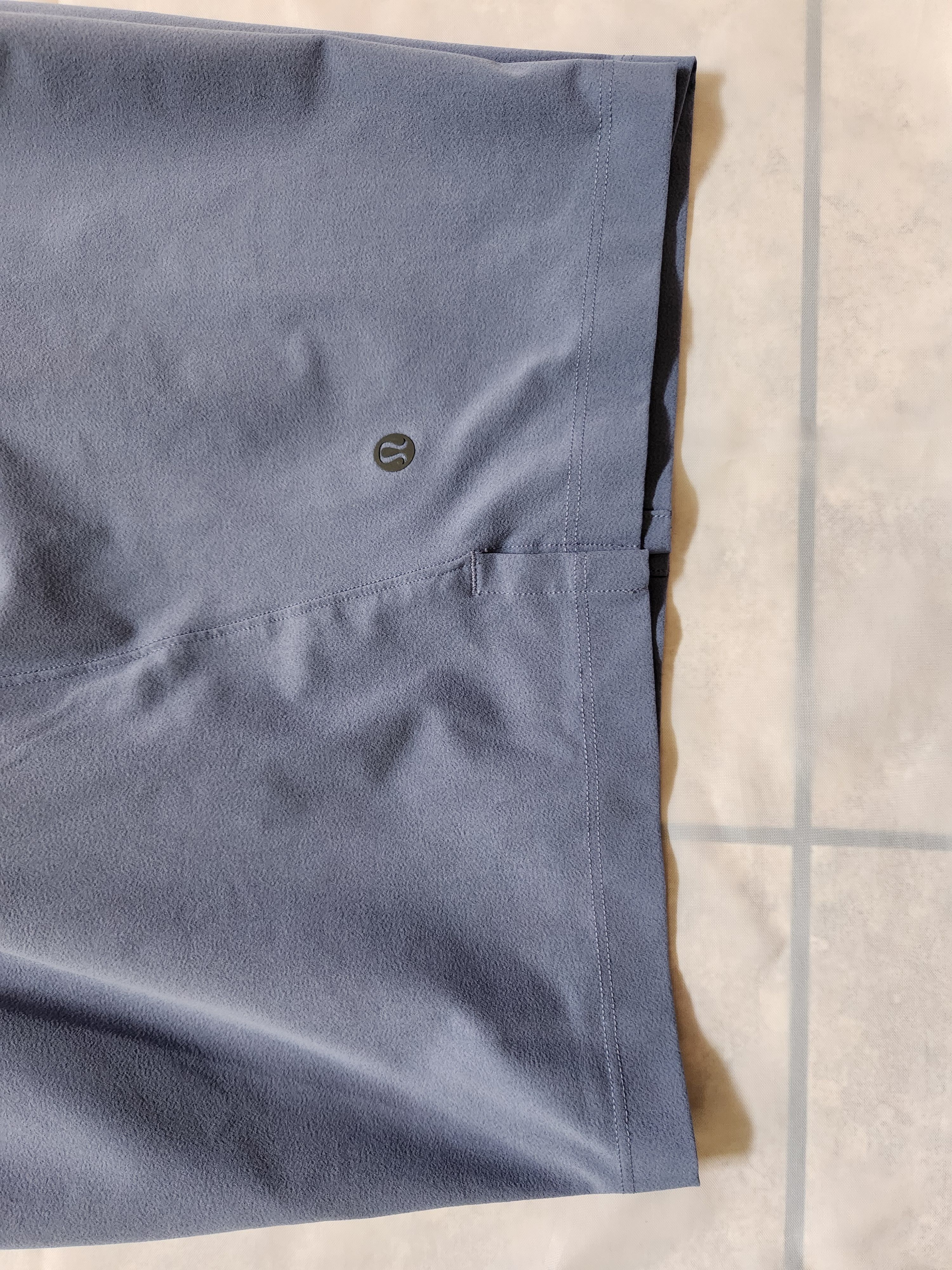 Lululemon SWEAT SHORTS Size US 36 / EU 52 - 6 Thumbnail