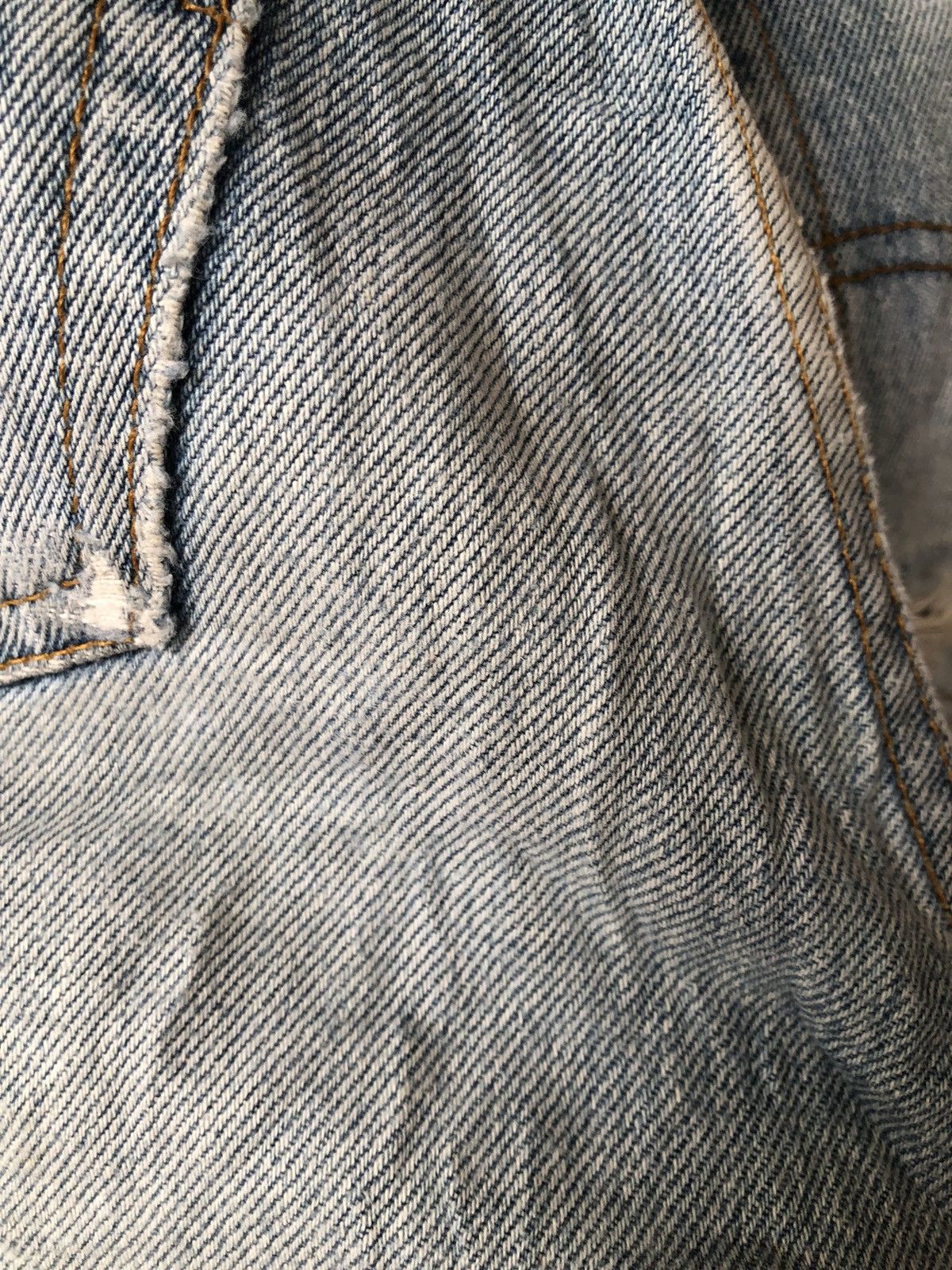 Levi's × Vintage Thrashed 📍501 Levis 90s Vintage Jean Size US 30 / EU 46 - 19 Thumbnail