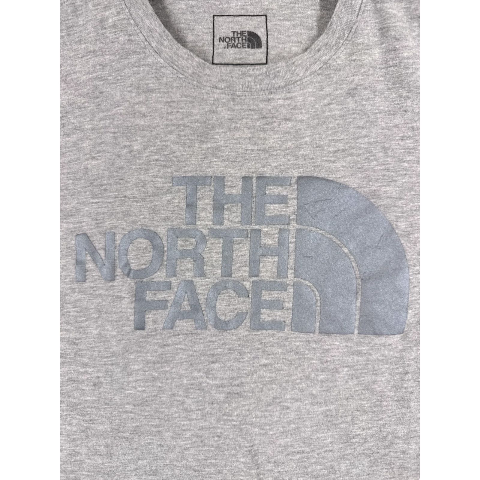 The North Face The North Face Women's T-Shirt Medium Gray Short Sleeve Crew Neck Cotton Blend Casual Active Wear Size M / US 6-8 / IT 42-44 - 6 Thumbnail