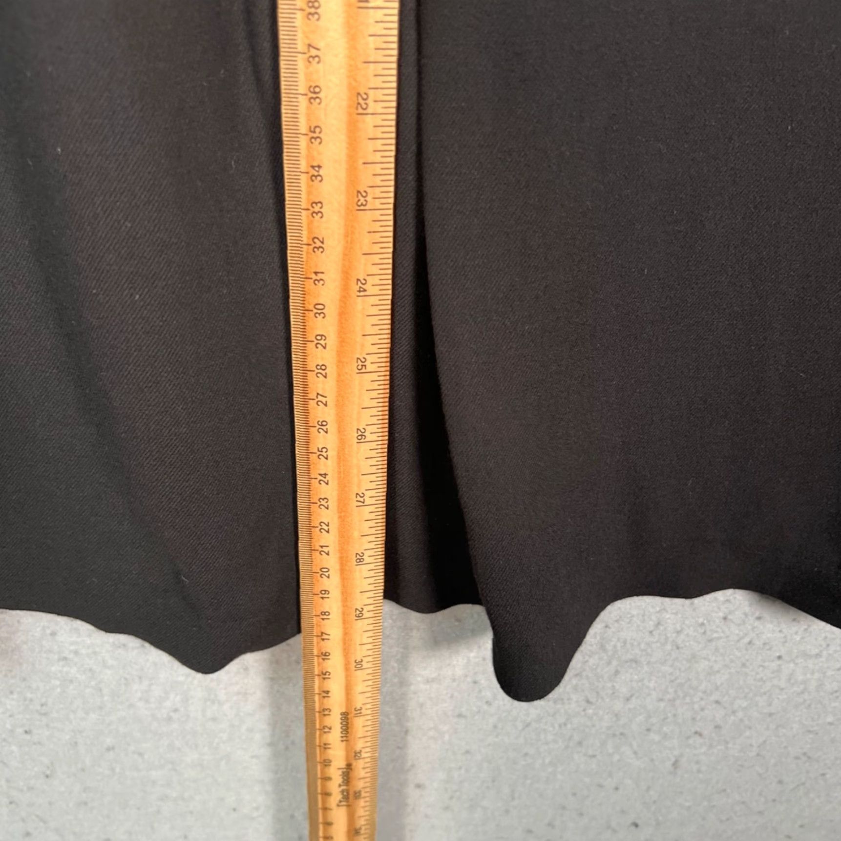 Massimo Dutti Massimo Dutti Skirt Womens 6 Black A-Line Midi Back Zipper Visco se Lined Casual Size 6 Regular Slit N/A Size 28" / US 6 / IT 42 - 6 Thumbnail