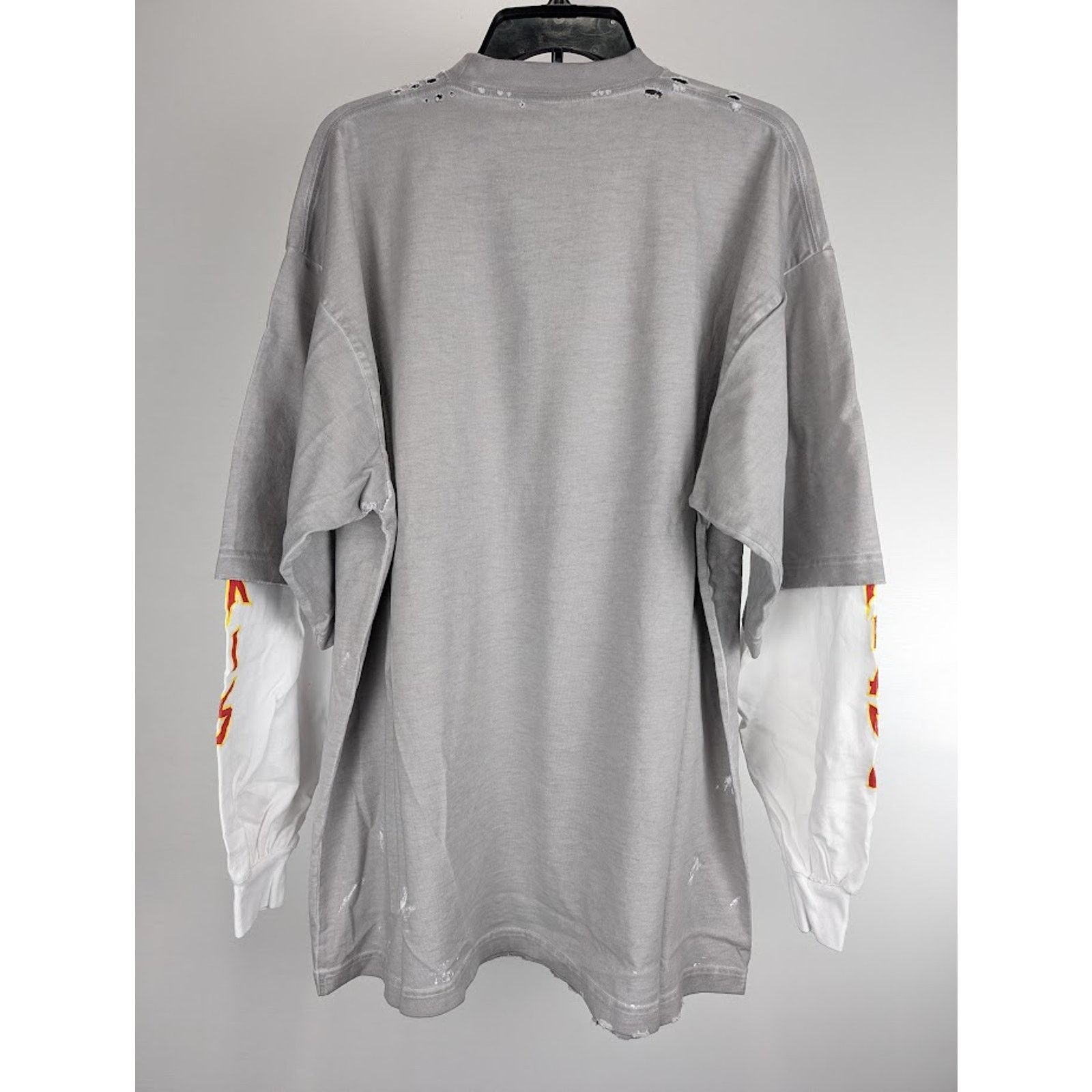 Balenciaga o1rshd1 Long Sleeve T-Shirt in Gray Size US L / EU 52-54 / 3 - 12 Thumbnail
