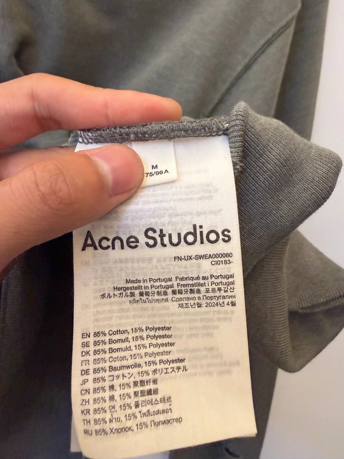 Acne Studios Acne FW24 Vintage Ripped Logo Zip Hoodie Unisex Moss Green M Size US M / EU 48-50 / 2 - 4 Thumbnail
