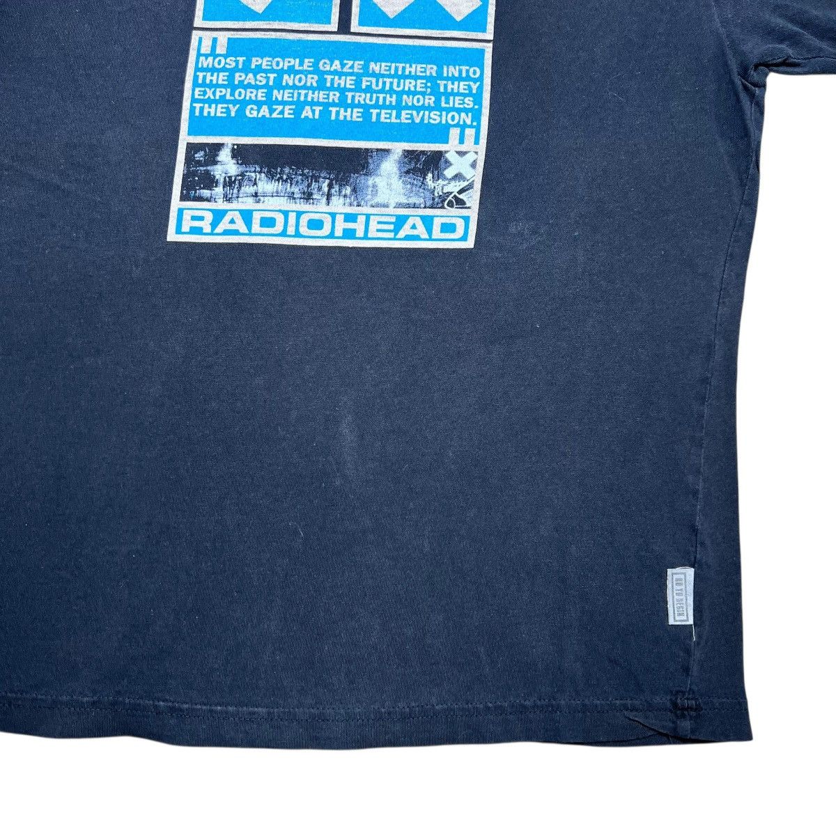 Band Tees Vtg 1997 Radiohead OK Computer W.A.S.T.E. Products Band Tee Size US L / EU 52-54 / 3 - 9 Thumbnail