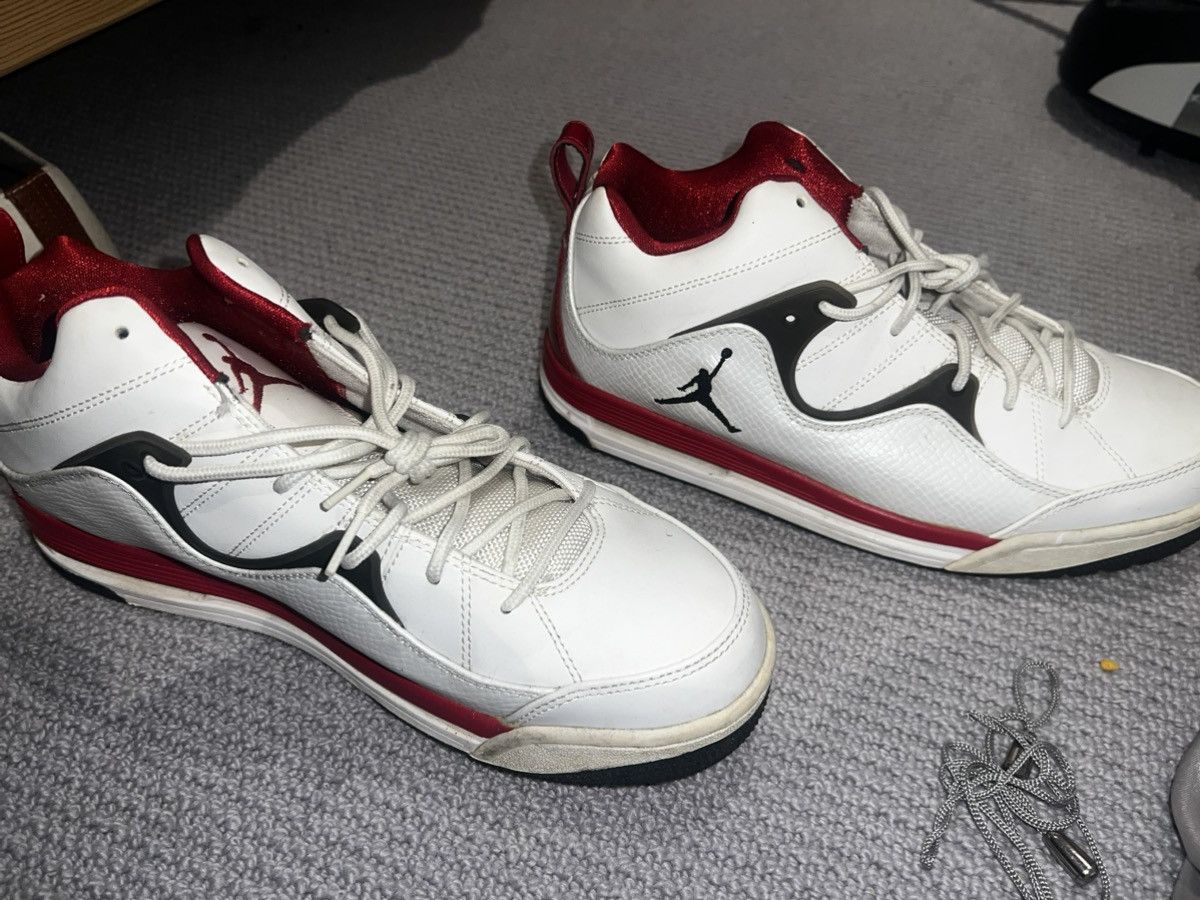 Jordan Brand Jordan Brand Air Jordan Flight 45 Trainers–White/Red–UK8/US9 Size US 8 / EU 41 - 4 Thumbnail