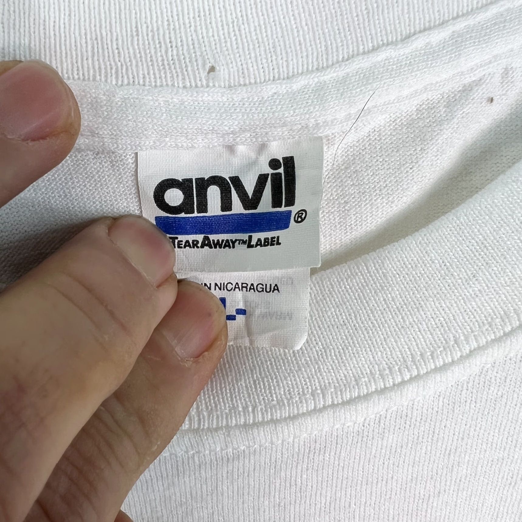 Anvil VINTAGE Outwit Outplay United States Survivor Pacific Command Outlast Anvil Mens Tee L Size US L / EU 52-54 / 3 - 4 Thumbnail