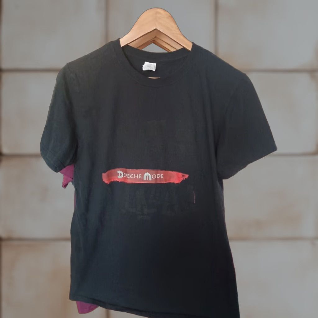 Gildan VINTAGE Depeche Mode Black T-Shirt Mens M Shirt 80s Rock Band Music Gildan 100% Cotton Size US M / EU 48-50 / 2 - 1 Thumbnail