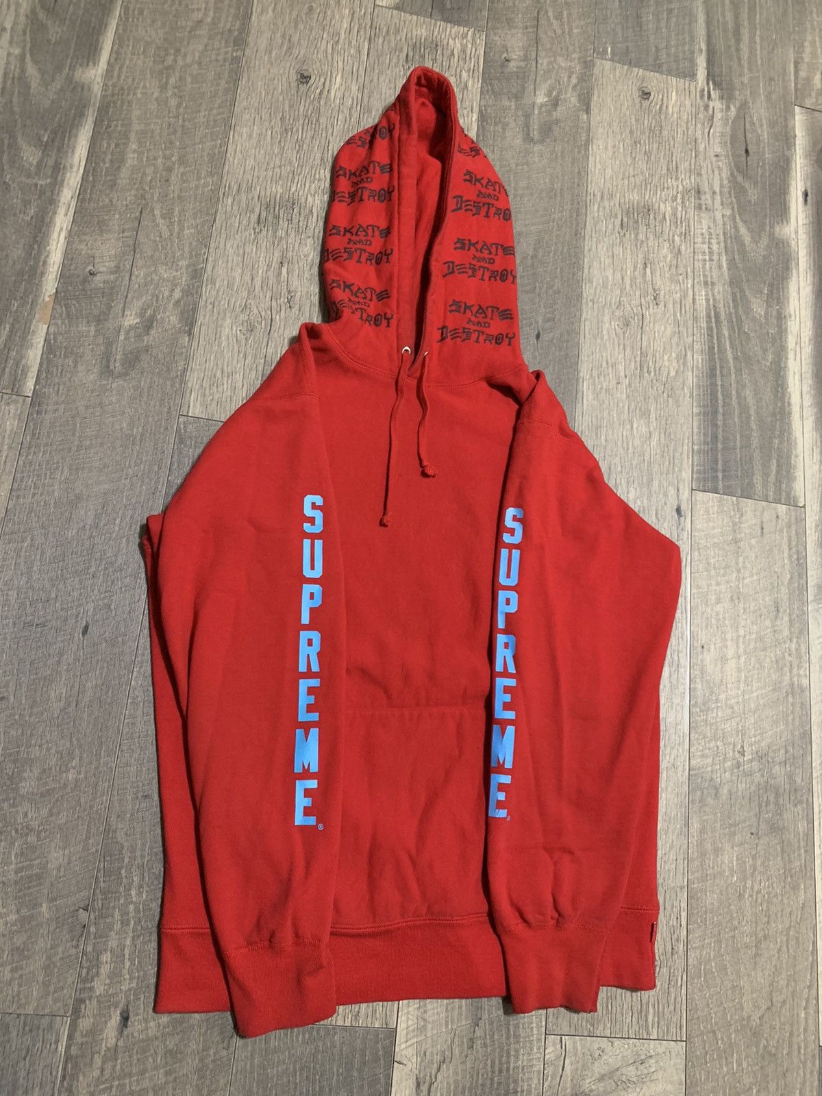 Supreme x Thrasher Hoodie (RED) **RARE**