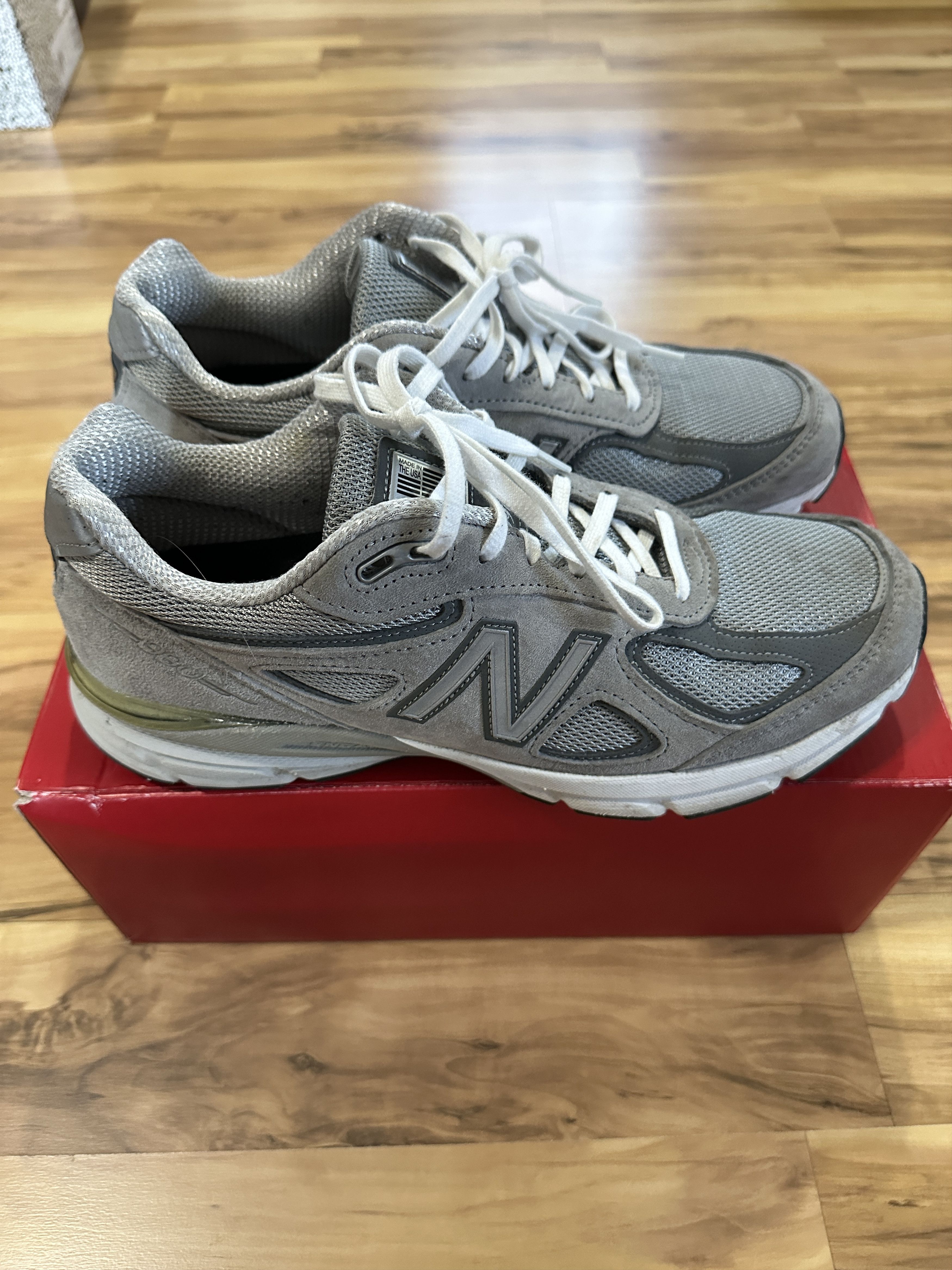 New Balance New Balance 990v4 Light Grey Size 9 Size US 9 / EU 42 - 3 Thumbnail