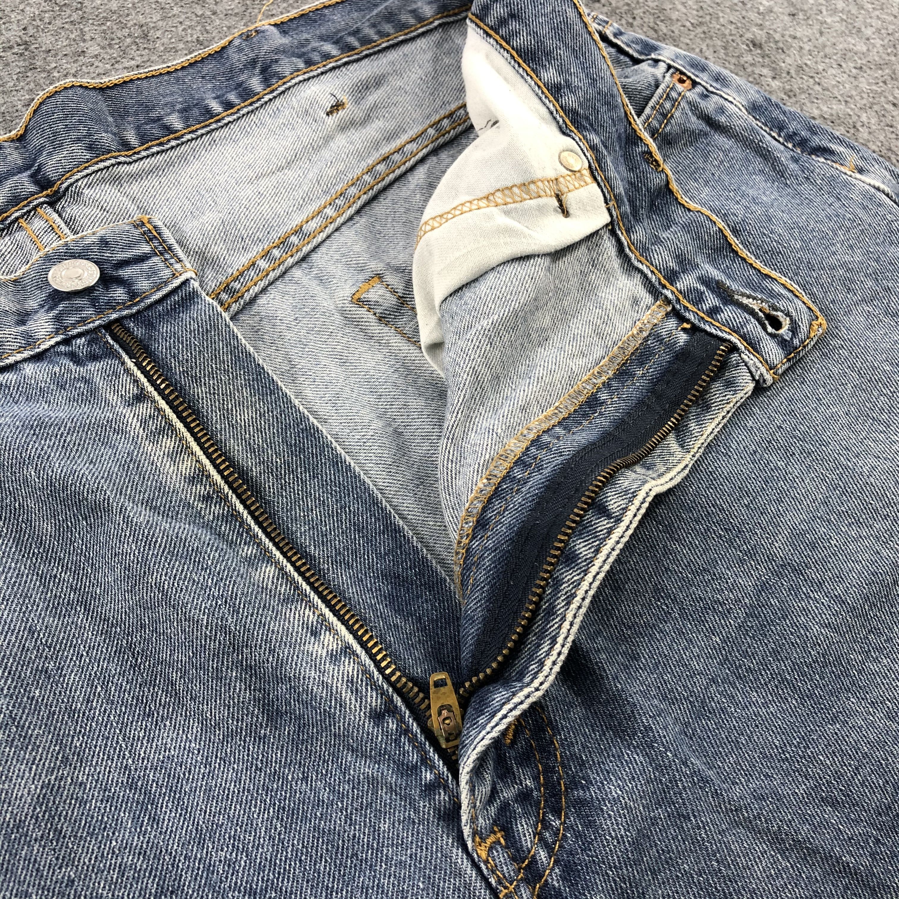 Levi's × Vintage Vintage Blue Wash Levis 550 Jeans-JM1795 Size US 40 / EU 56 - 8 Thumbnail