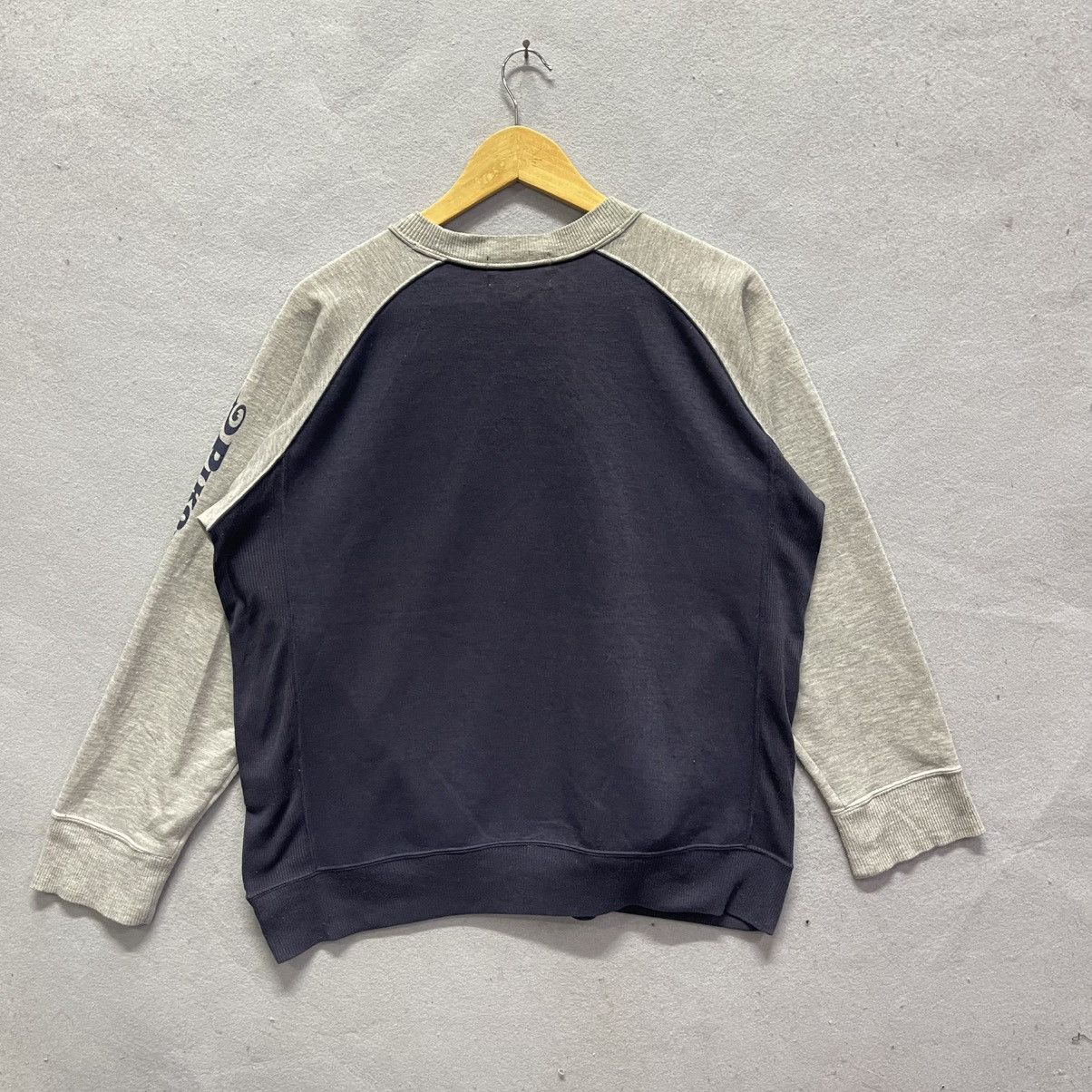Vintage Vintage PIKO Hawaiian Longboard Wear Raglan Sweatshirt Size US M / EU 48-50 / 2 - 7 Thumbnail