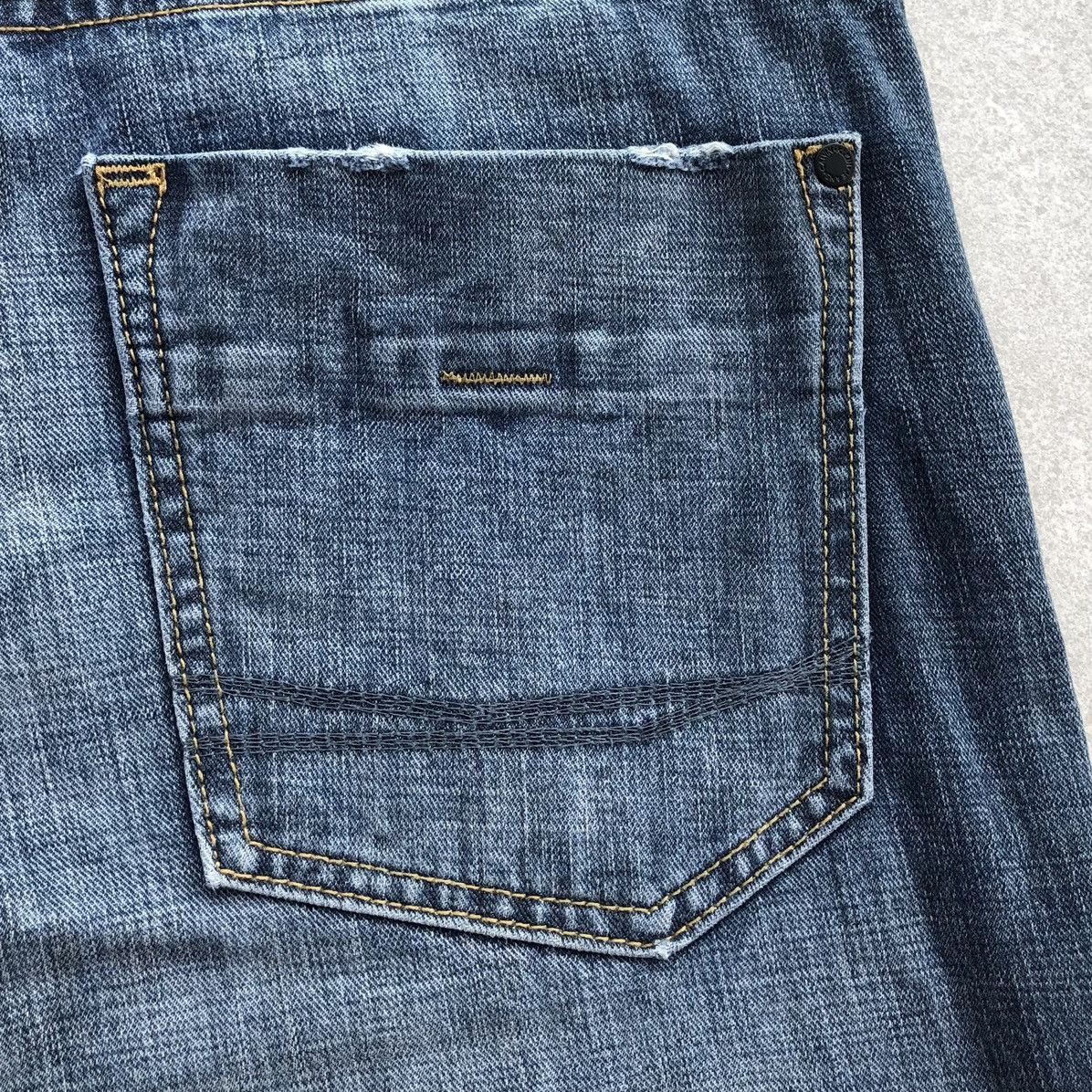 Calvin Klein Calvin Klein Jeans Men’s Denim Jeans Size US 32 / EU 48 - 12 Thumbnail